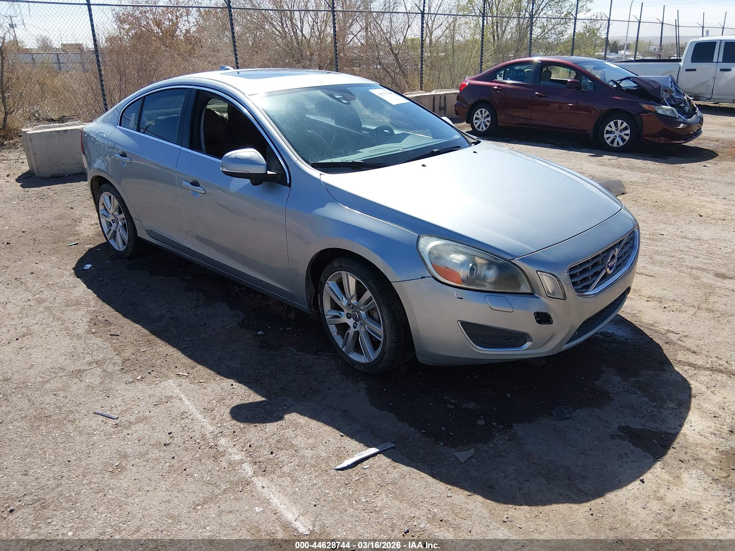 YV1902FH3B2010166