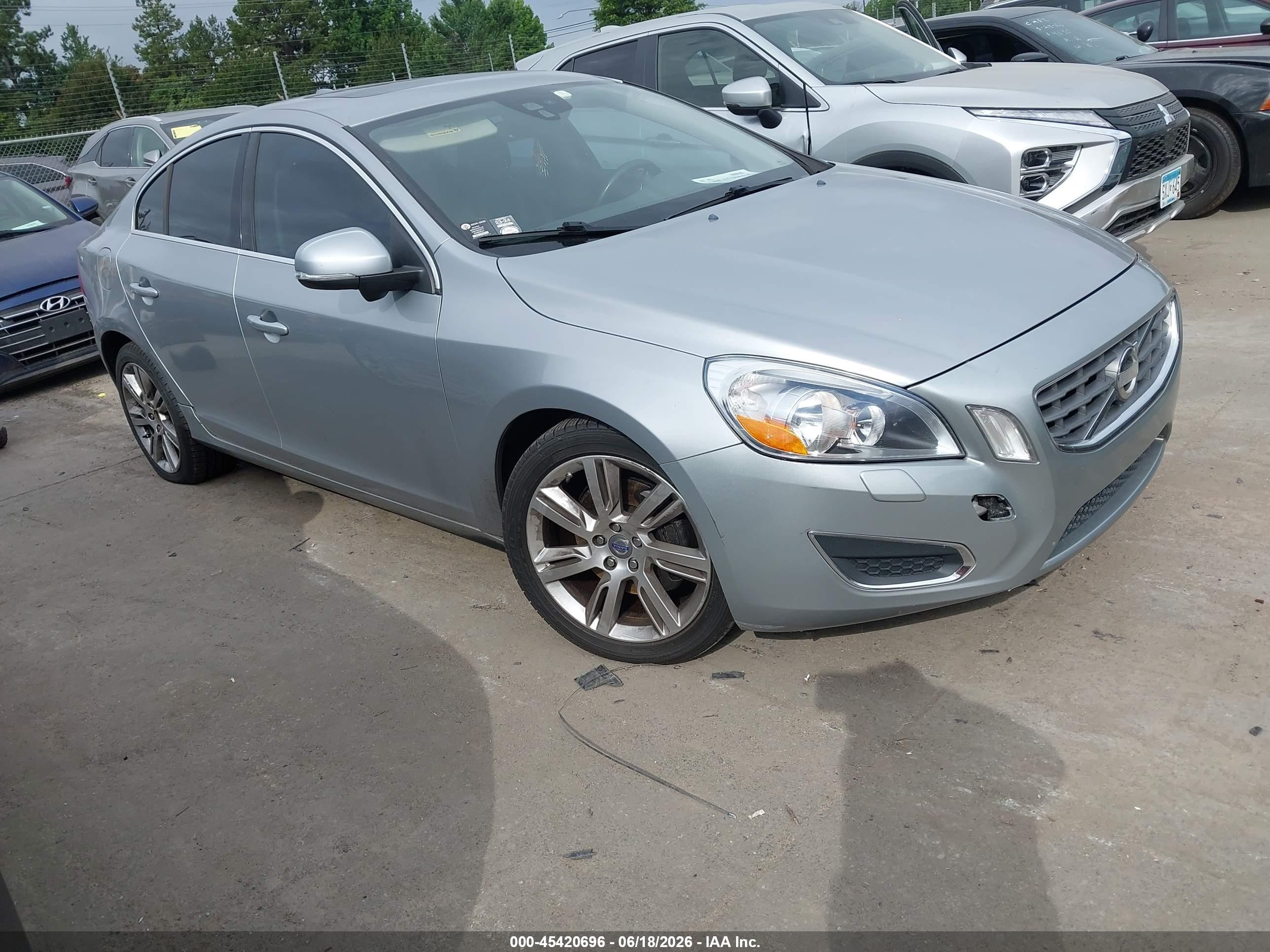 2012 Volvo S60 T6 Silver vin: YV1902FH3C2055416