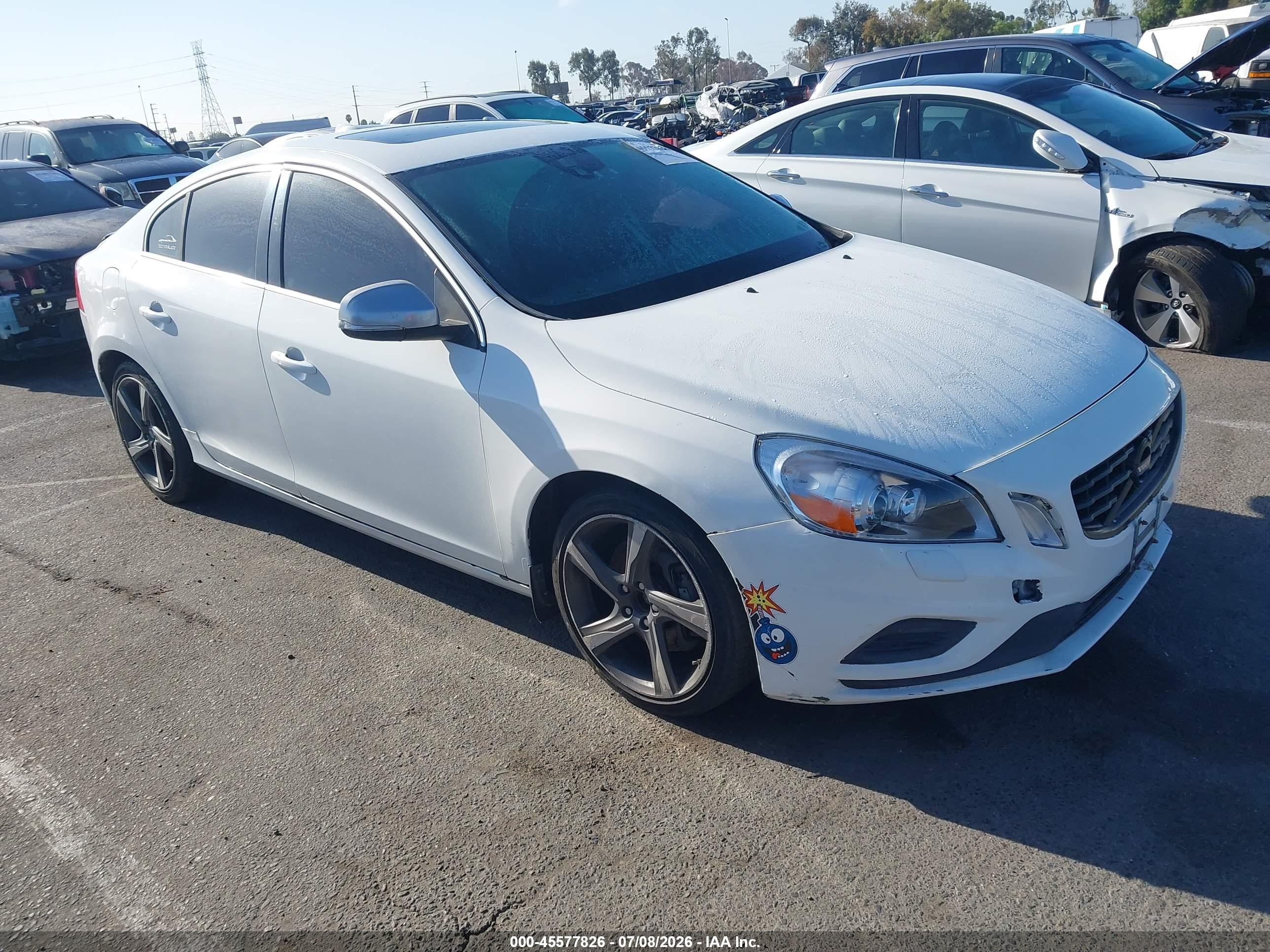 2012 Volvo S60 T6 White vin: YV1902FH3C2104260