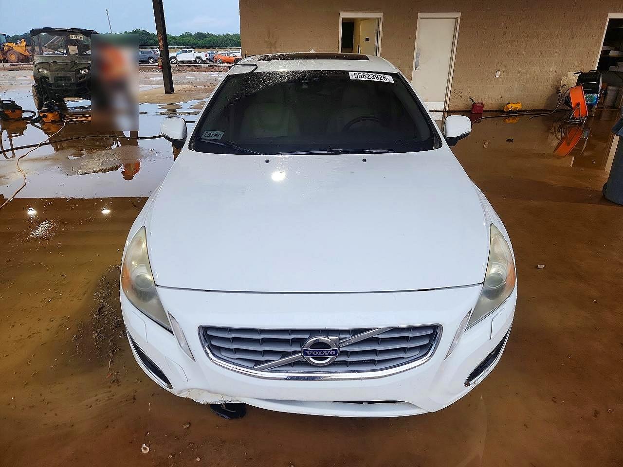 2011 Volvo S60 T6 White vin: YV1902FH6B2017273