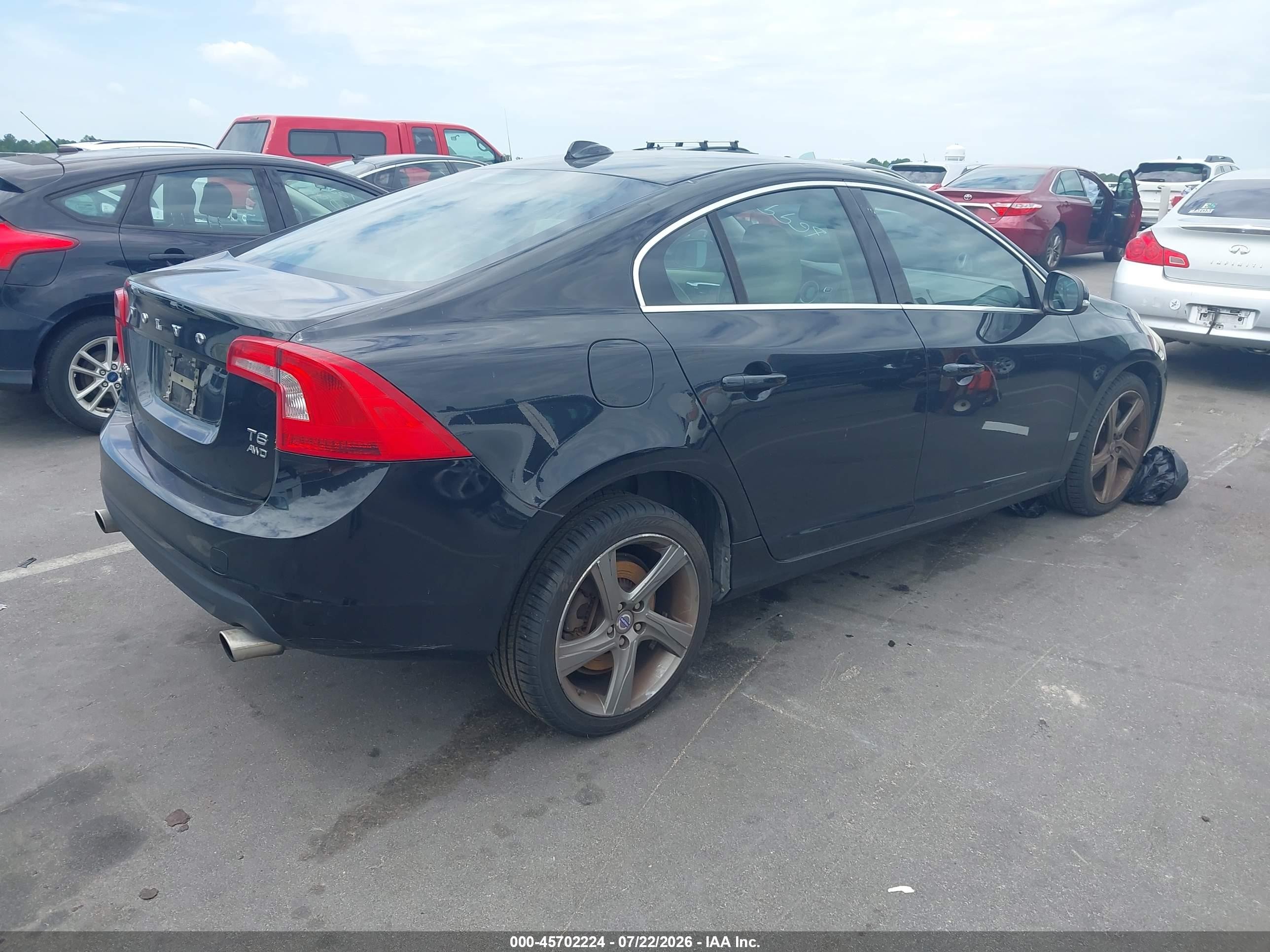 2011 Volvo S60 Moonroof Black vin: YV1902FH6B2017676