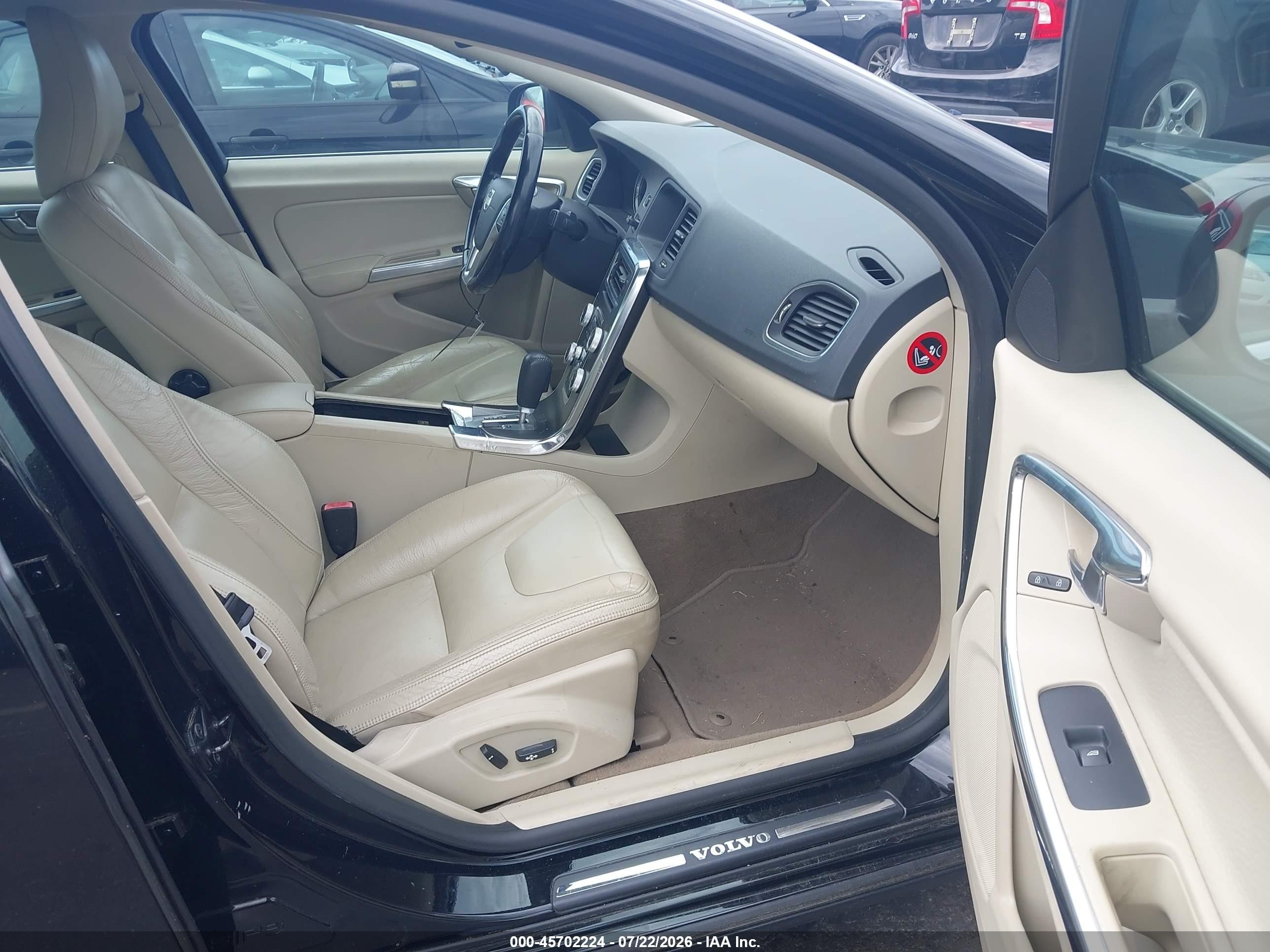 2011 Volvo S60 Moonroof Black vin: YV1902FH6B2017676