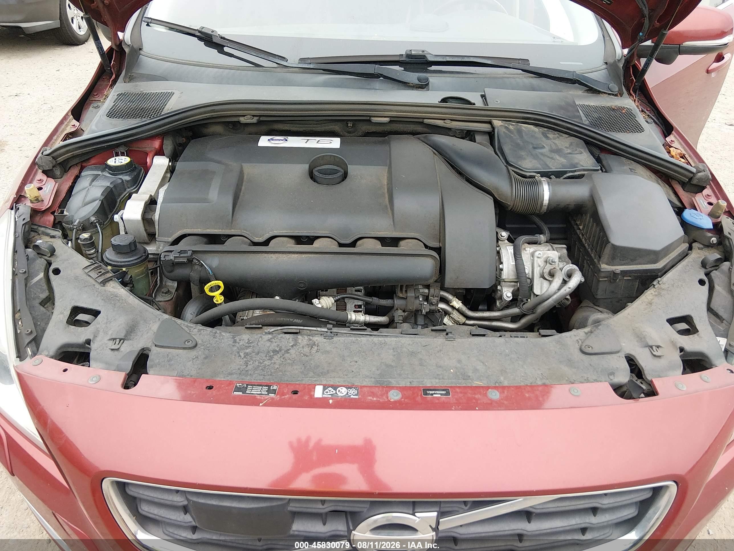 2011 Volvo S60 T6 (retail Only)/w/moonroof Красный vin: YV1902FH7B2000921
