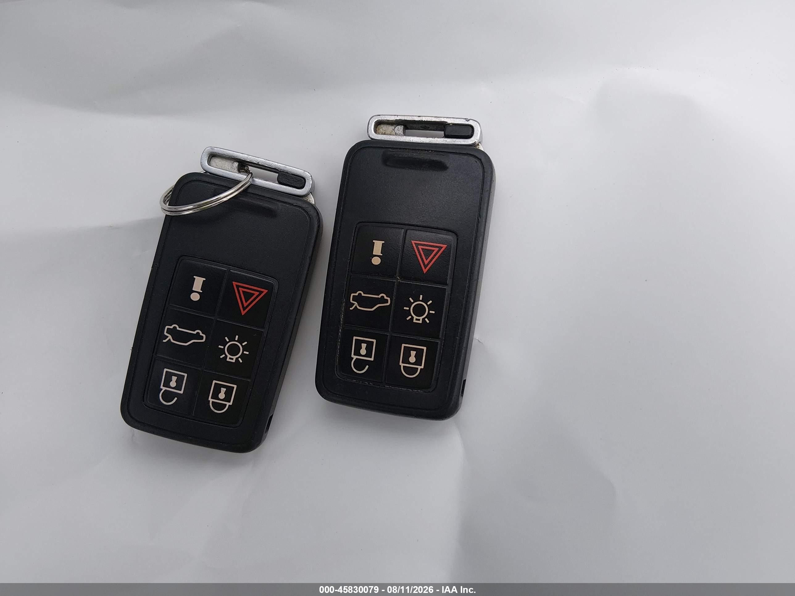 2011 Volvo S60 T6 (retail Only)/w/moonroof Красный vin: YV1902FH7B2000921