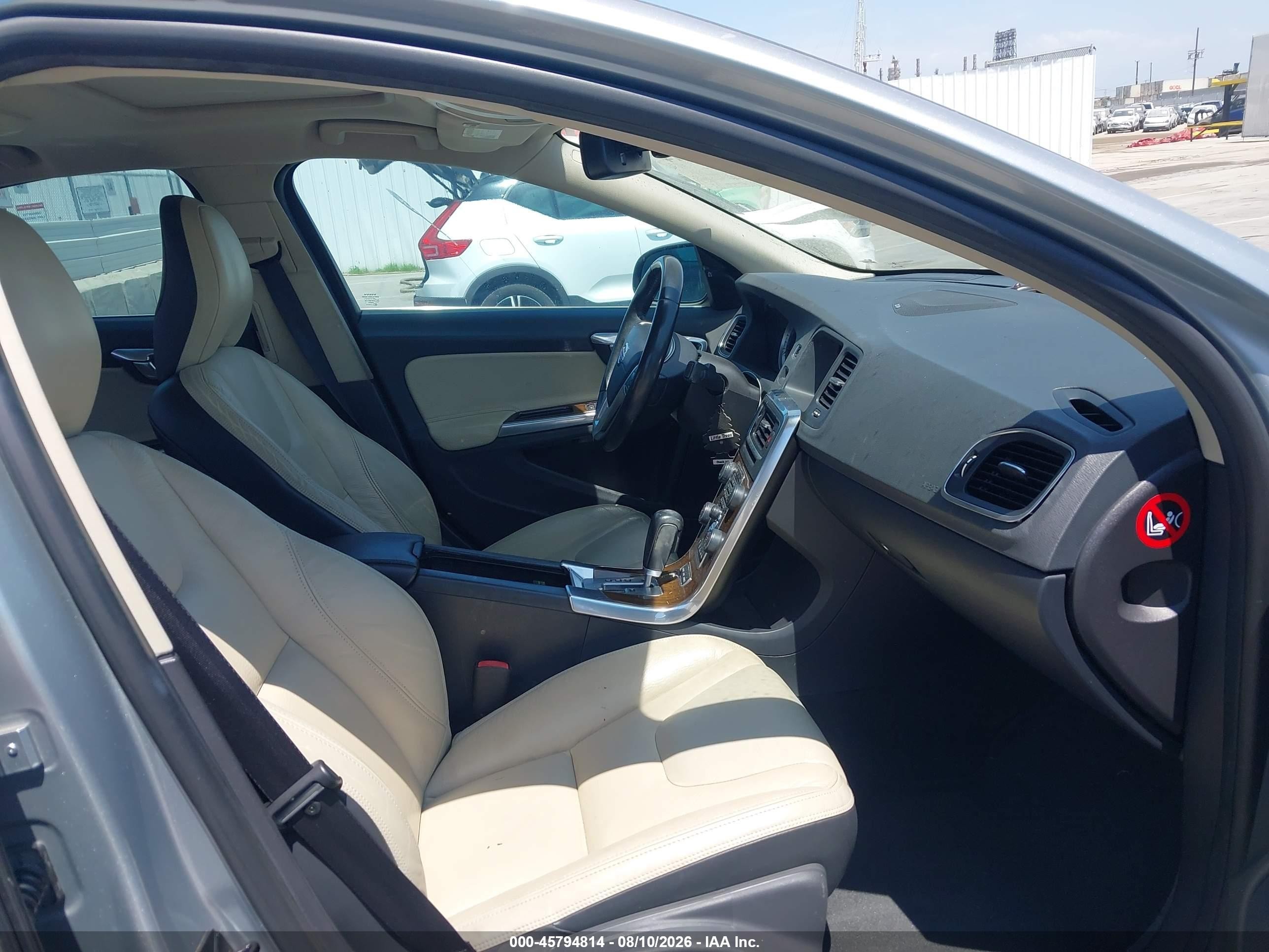 2012 Volvo S60 T6 Silver vin: YV1902FH7C2038909