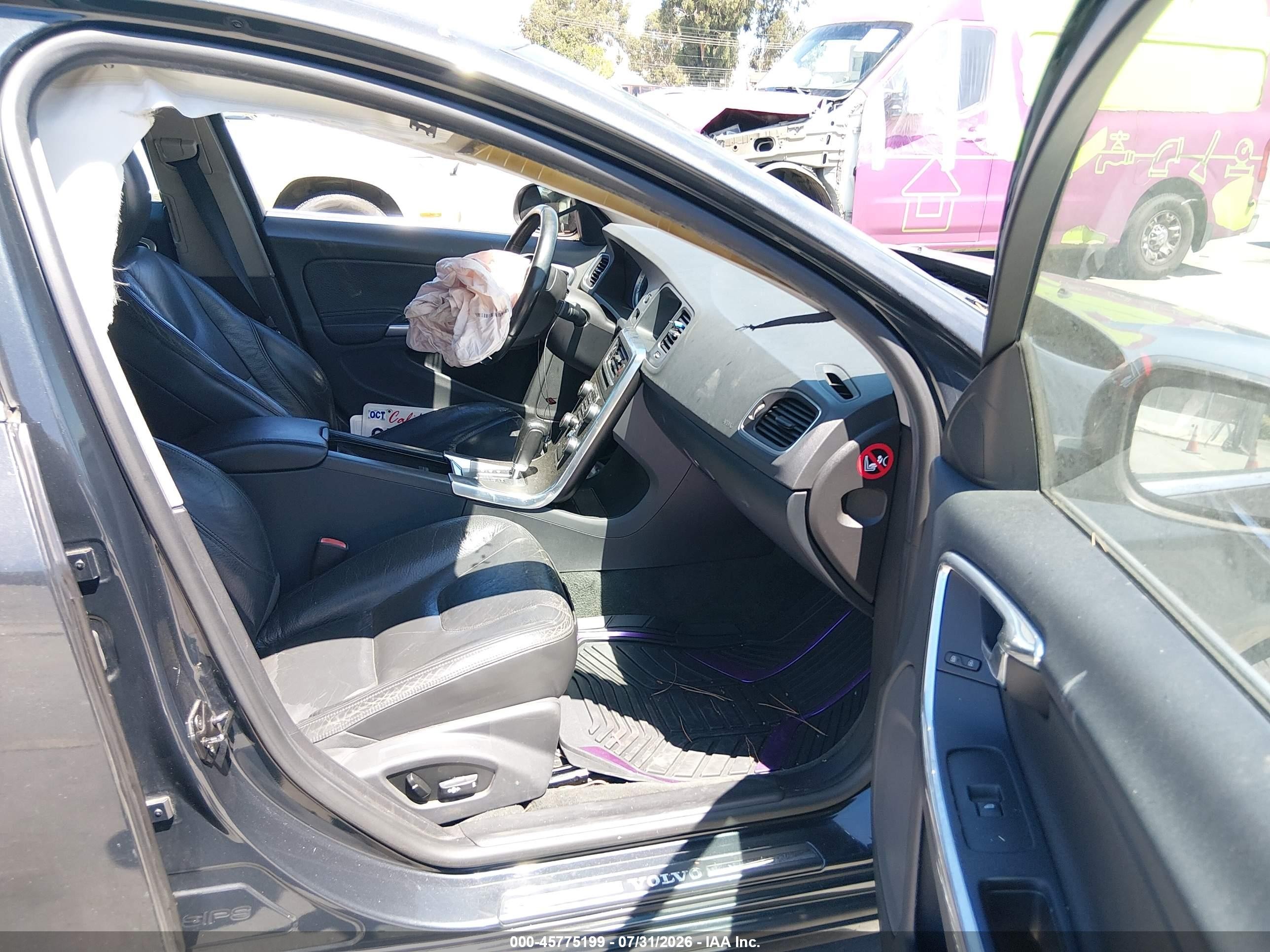 2012 Volvo S60 T6 Черный vin: YV1902FH7C2111678