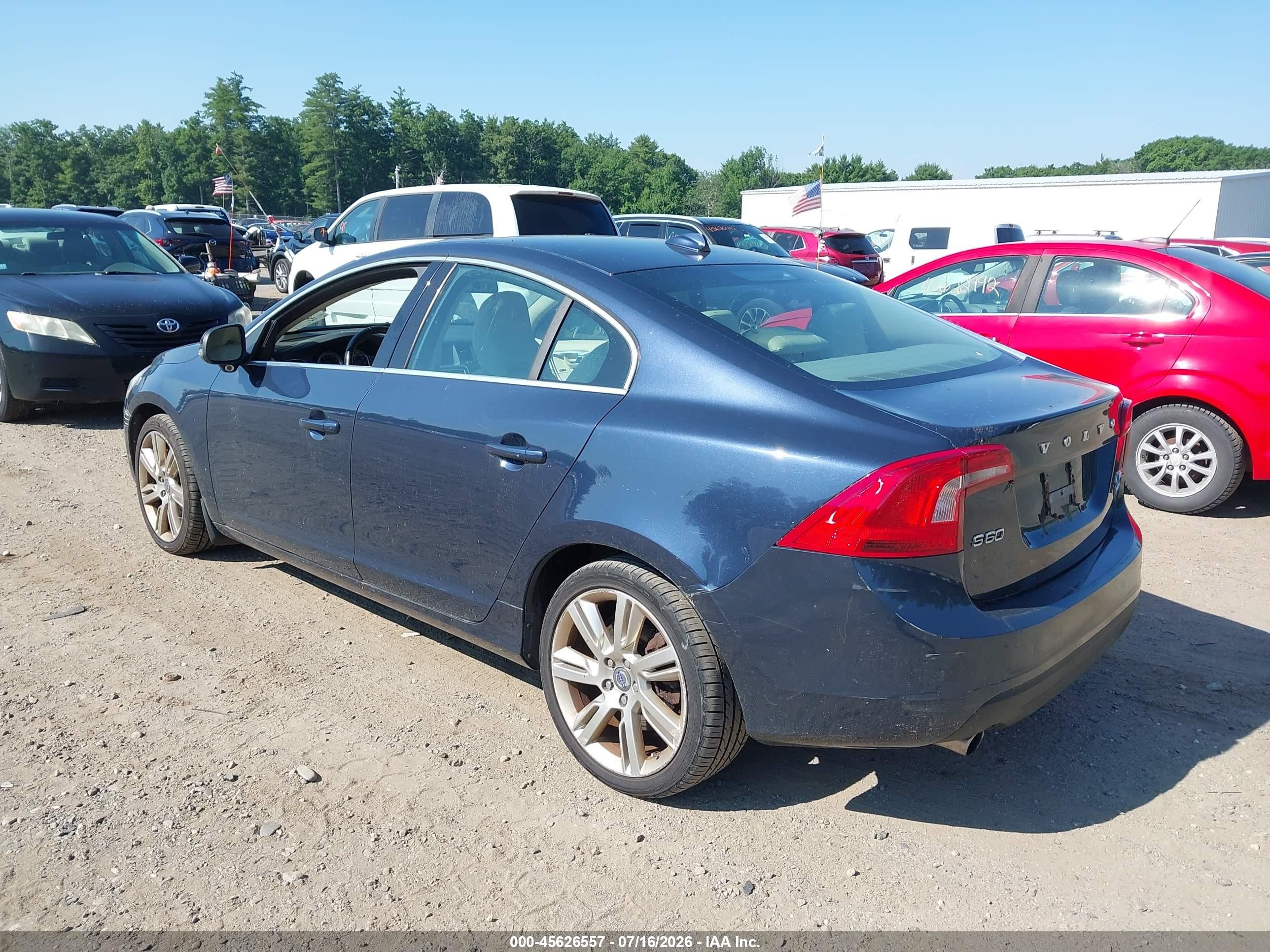 2012 Volvo S60 T6/t6 R-design/t6 W/moonroof Black vin: YV1902FH7C2128173