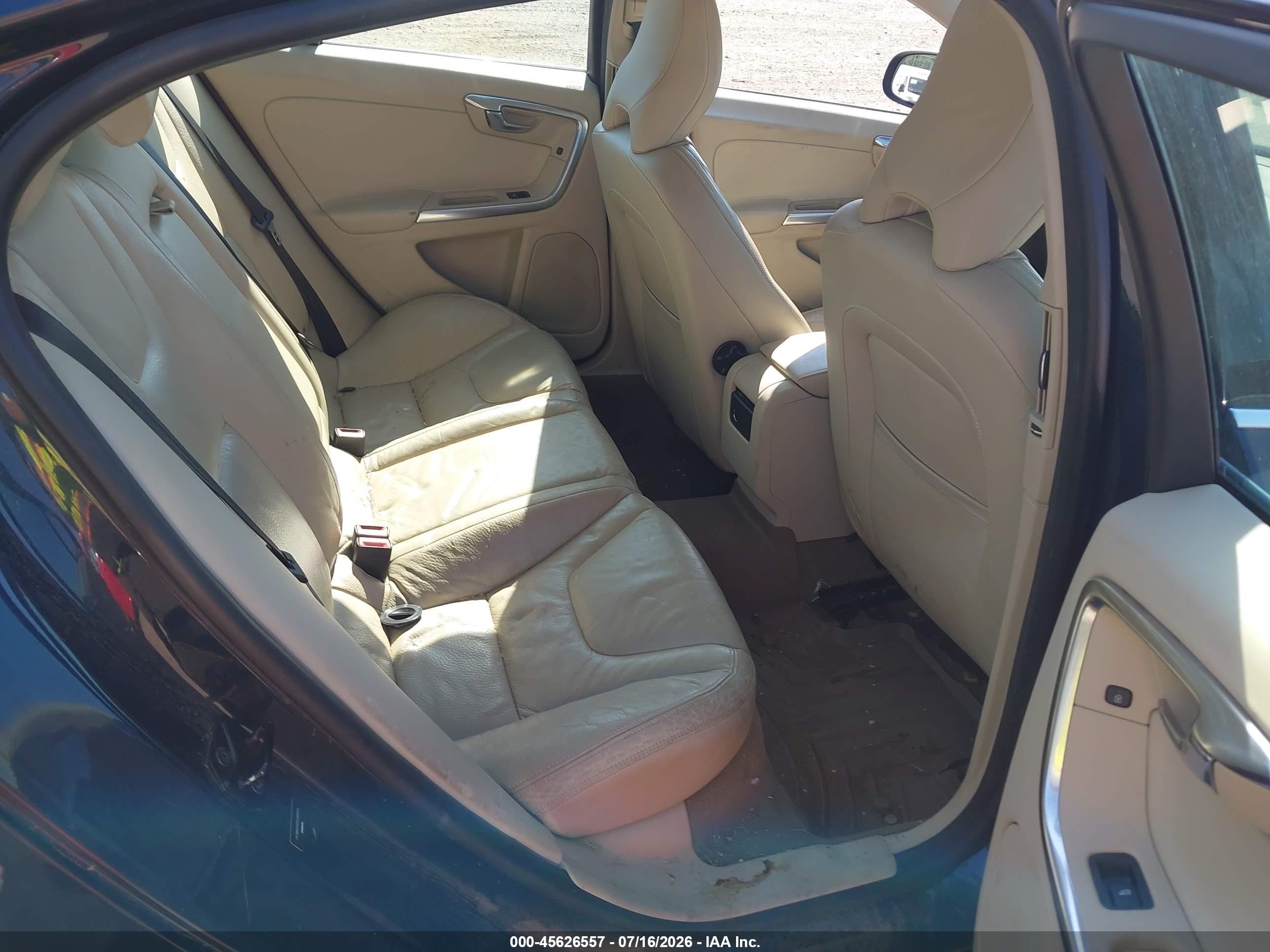 2012 Volvo S60 T6/t6 R-design/t6 W/moonroof Black vin: YV1902FH7C2128173