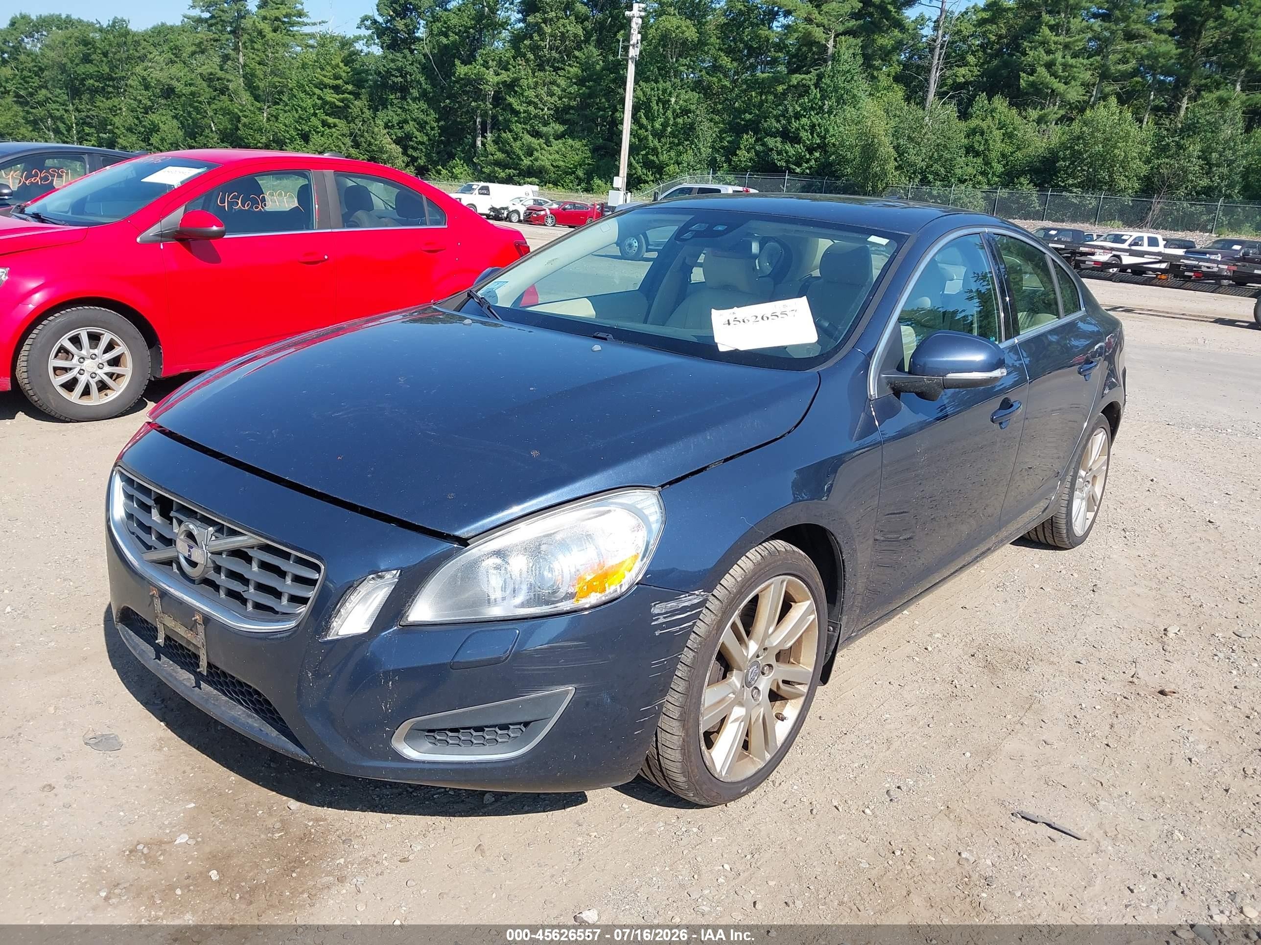 2012 Volvo S60 T6/t6 R-design/t6 W/moonroof Black vin: YV1902FH7C2128173