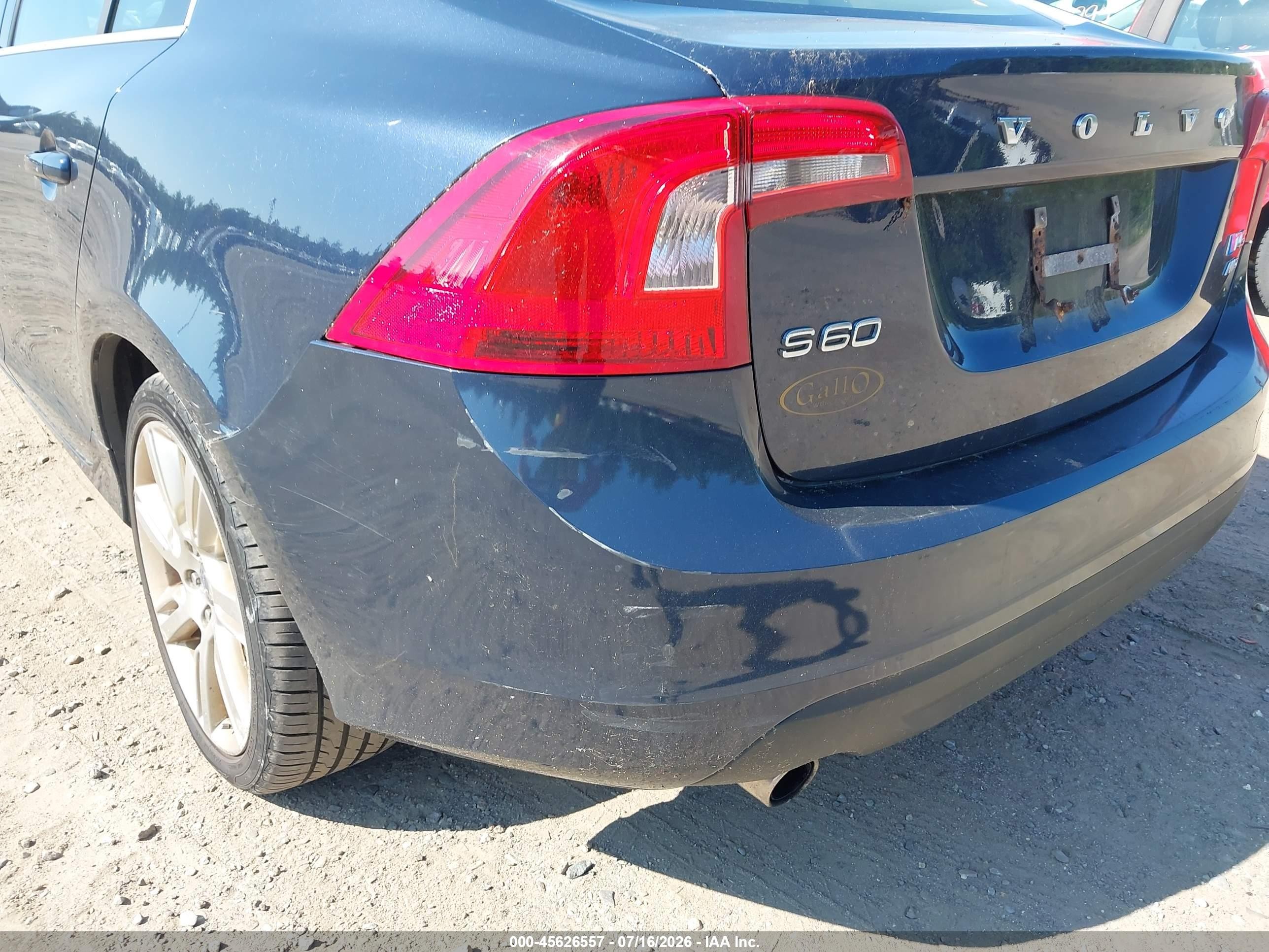 2012 Volvo S60 T6/t6 R-design/t6 W/moonroof Black vin: YV1902FH7C2128173