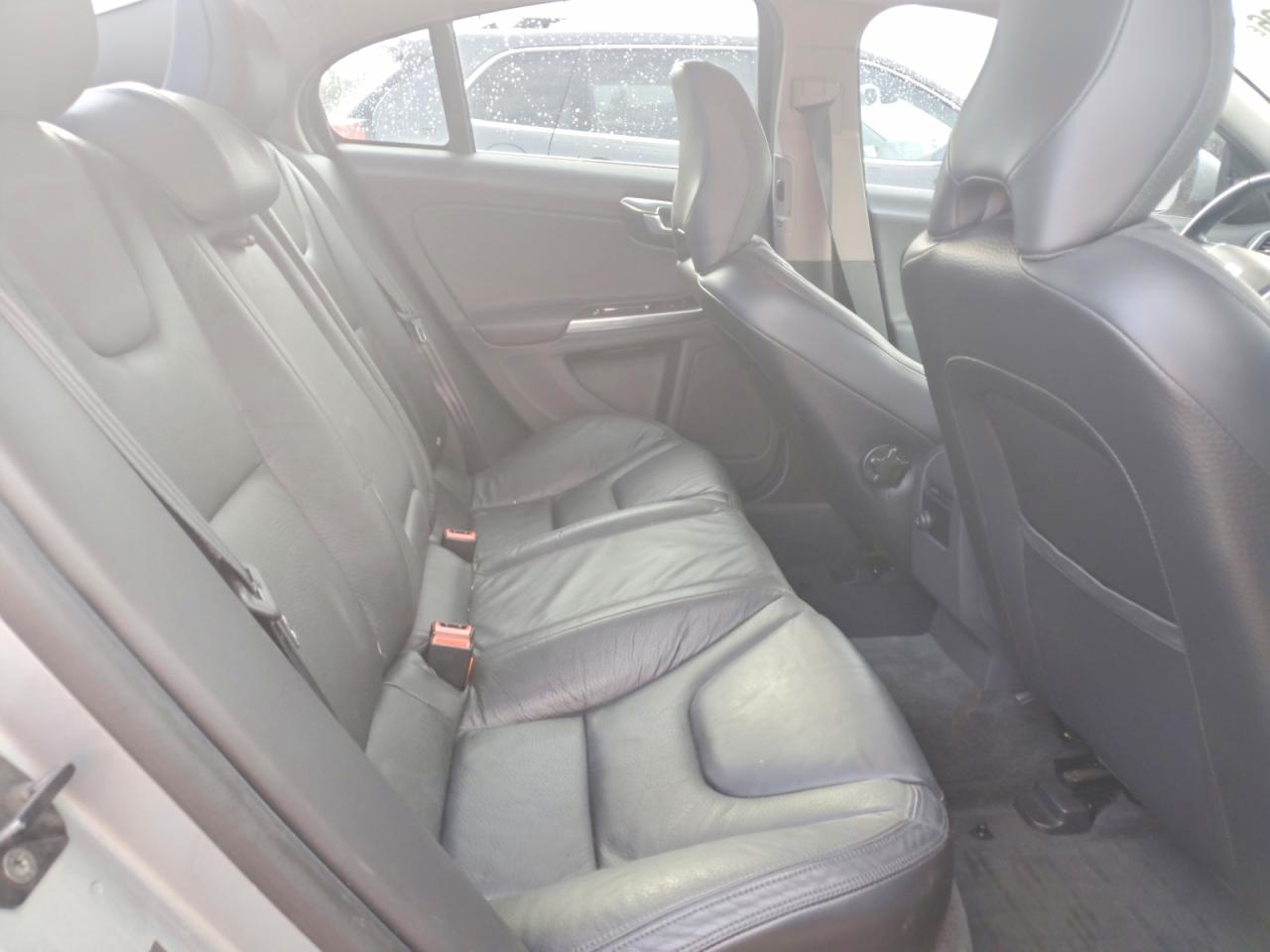2012 Volvo S60 T6 Серебряный vin: YV1902FH7C2138363