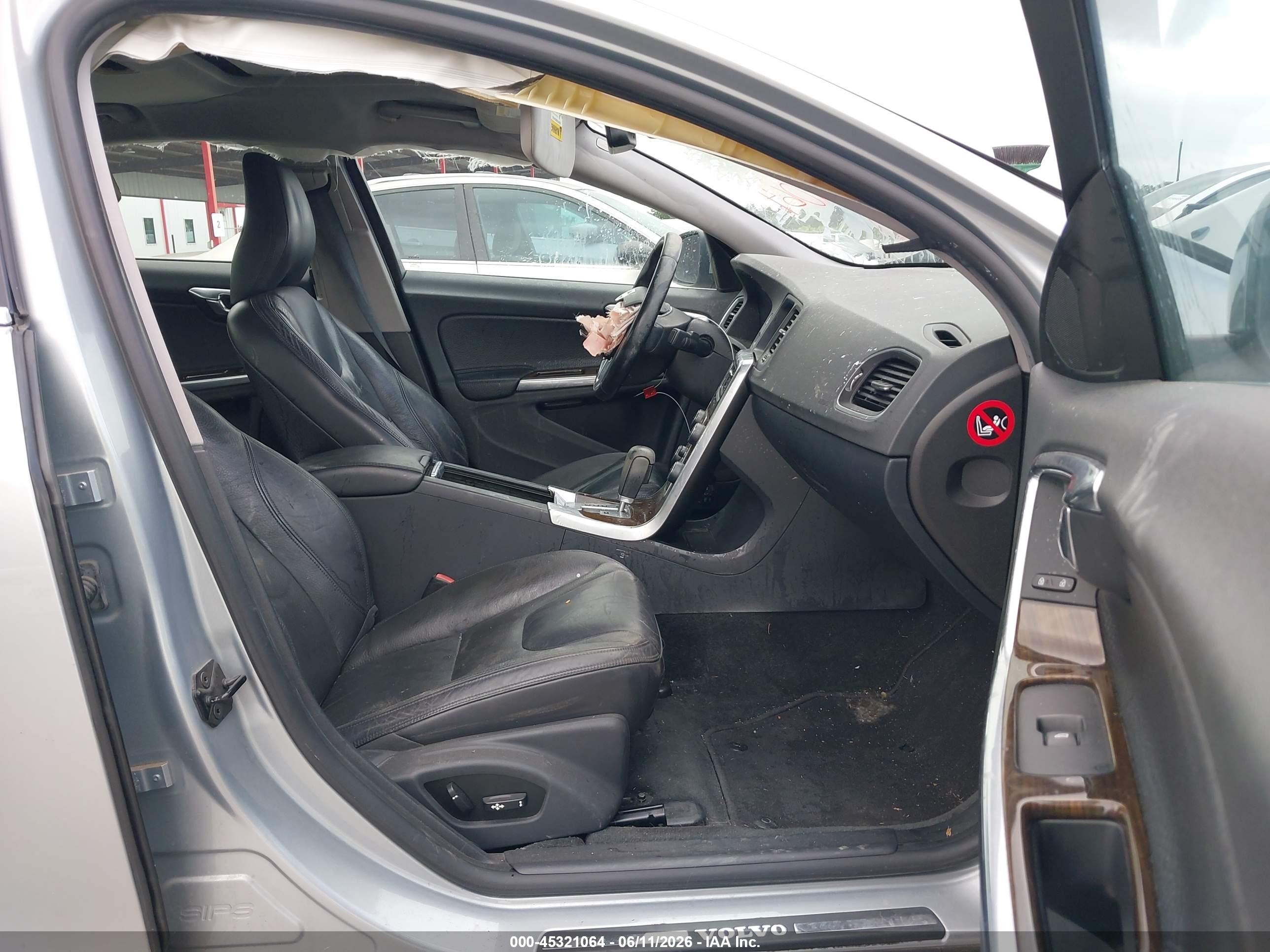 2012 Volvo S60 T6 Gray vin: YV1902FH7C2140209