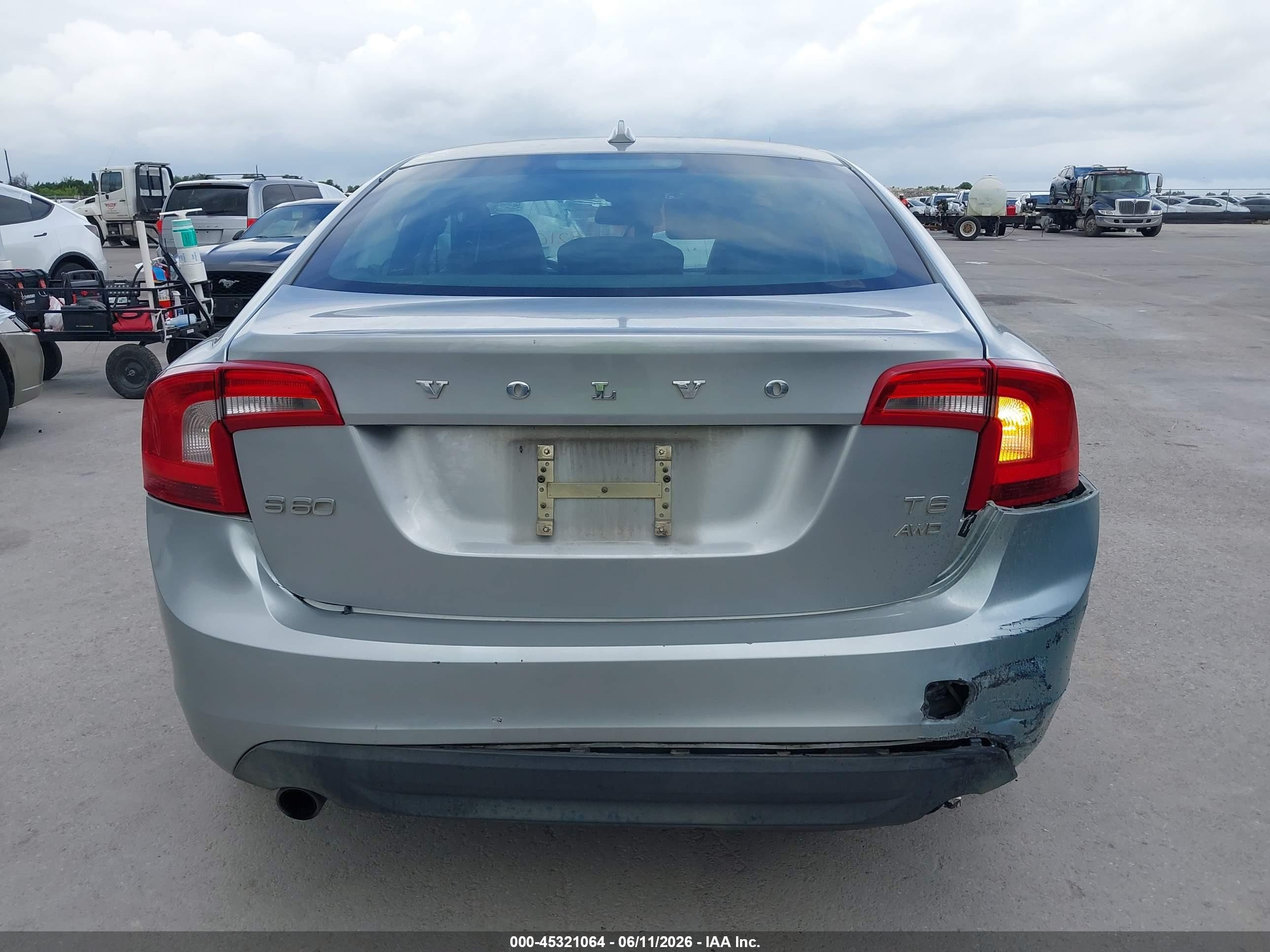 2012 Volvo S60 T6 Gray vin: YV1902FH7C2140209