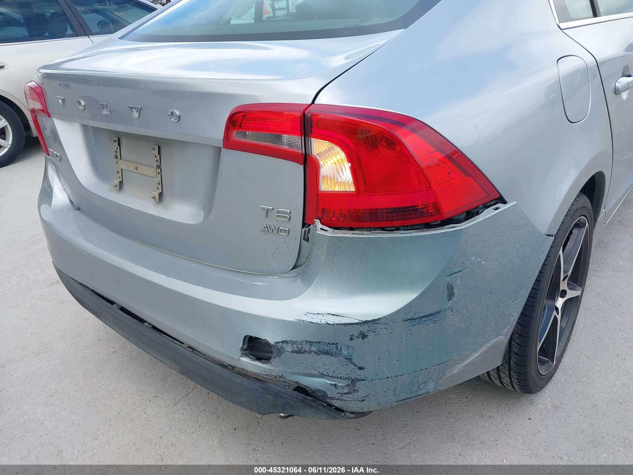 2012 Volvo S60 T6 Gray vin: YV1902FH7C2140209