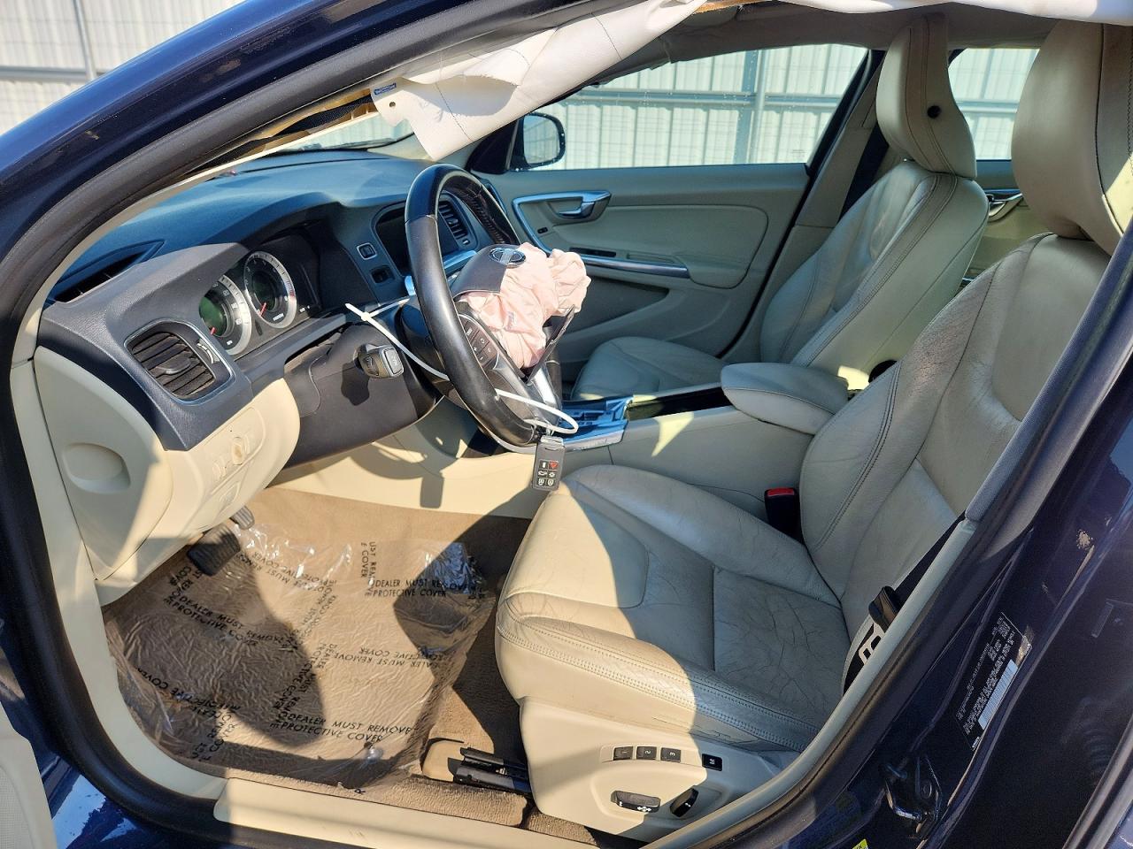 2011 Volvo S60 T6 Синий vin: YV1902FH8B2013743