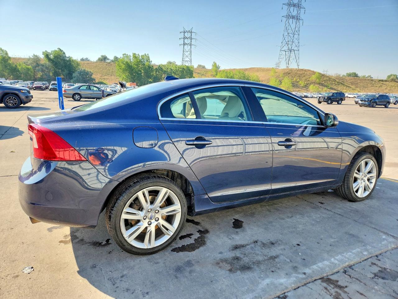 2011 Volvo S60 T6 Синий vin: YV1902FH8B2013743