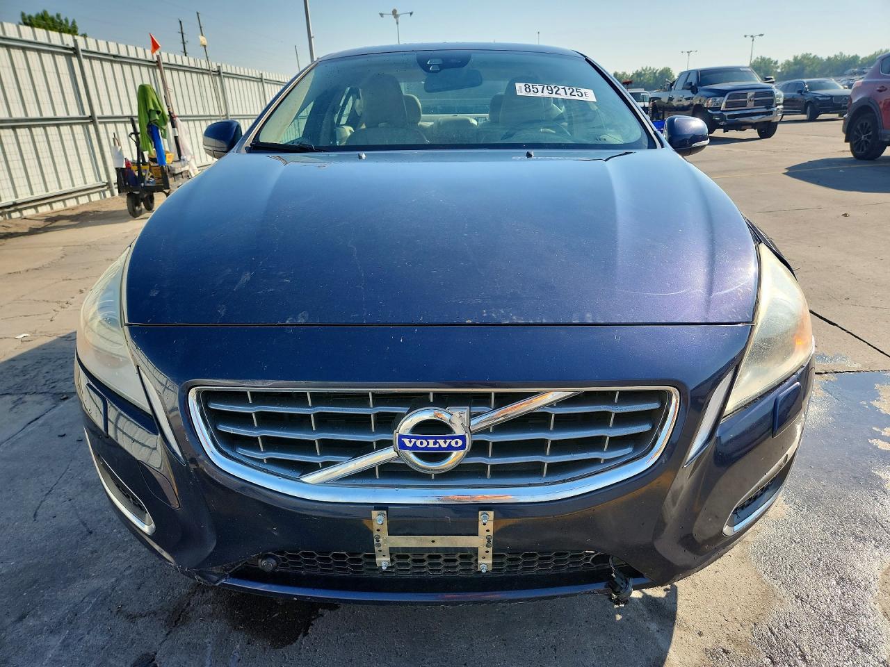2011 Volvo S60 T6 Синий vin: YV1902FH8B2013743