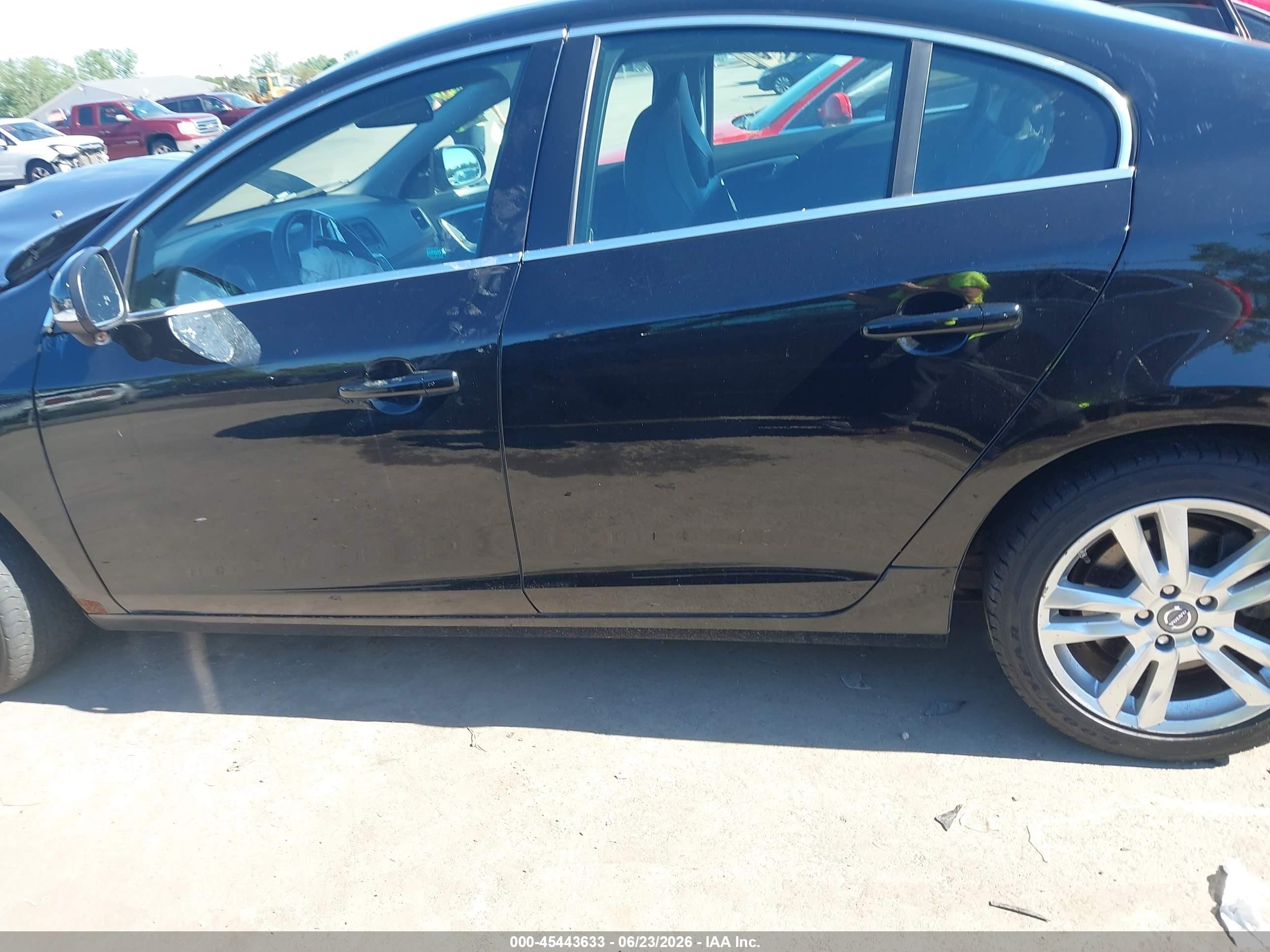 2012 Volvo S60 T6 Black vin: YV1902FH8C2055329
