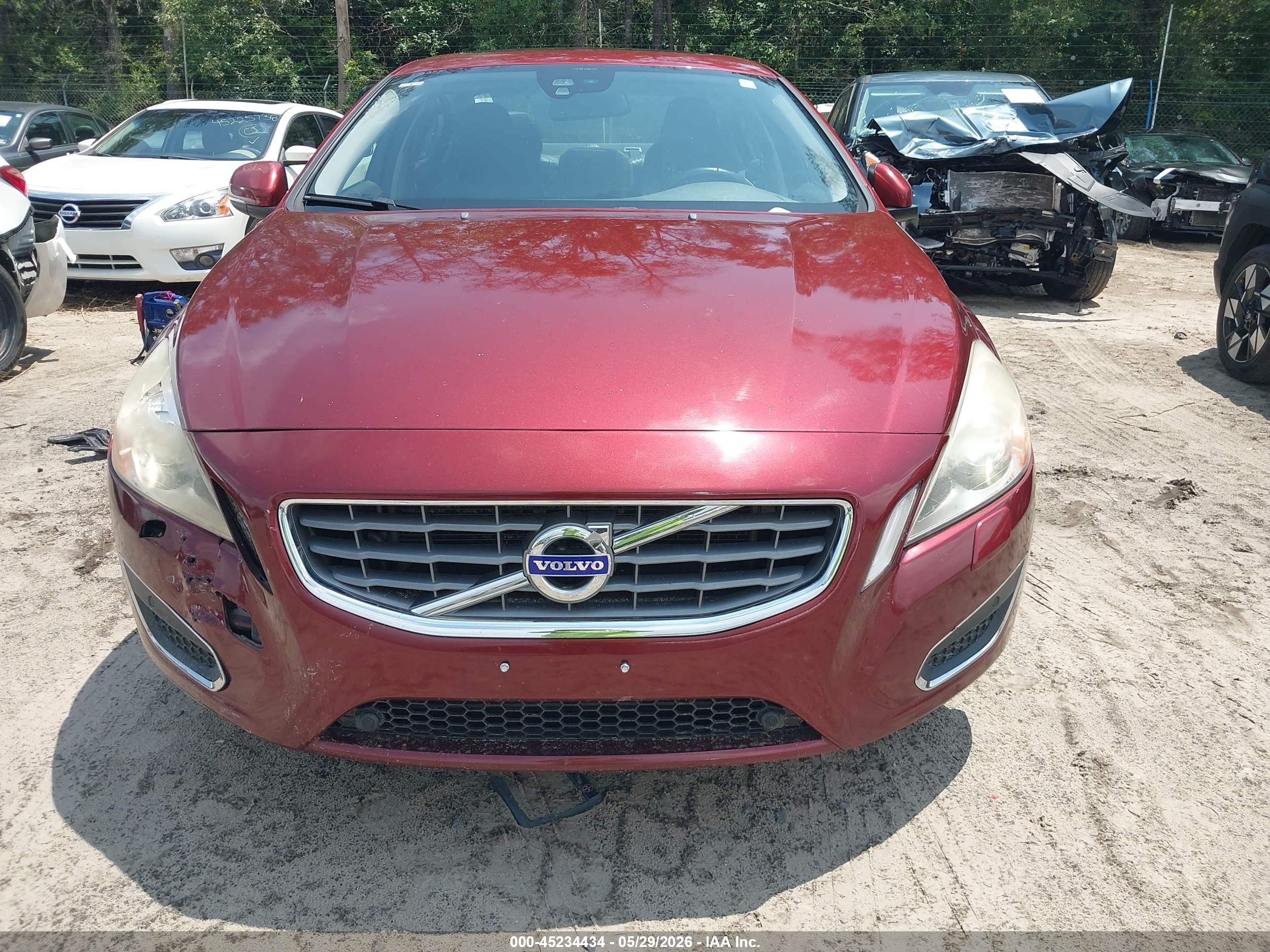2012 Volvo S60 T6/t6 R-design Burgundy vin: YV1902FH8C2057629