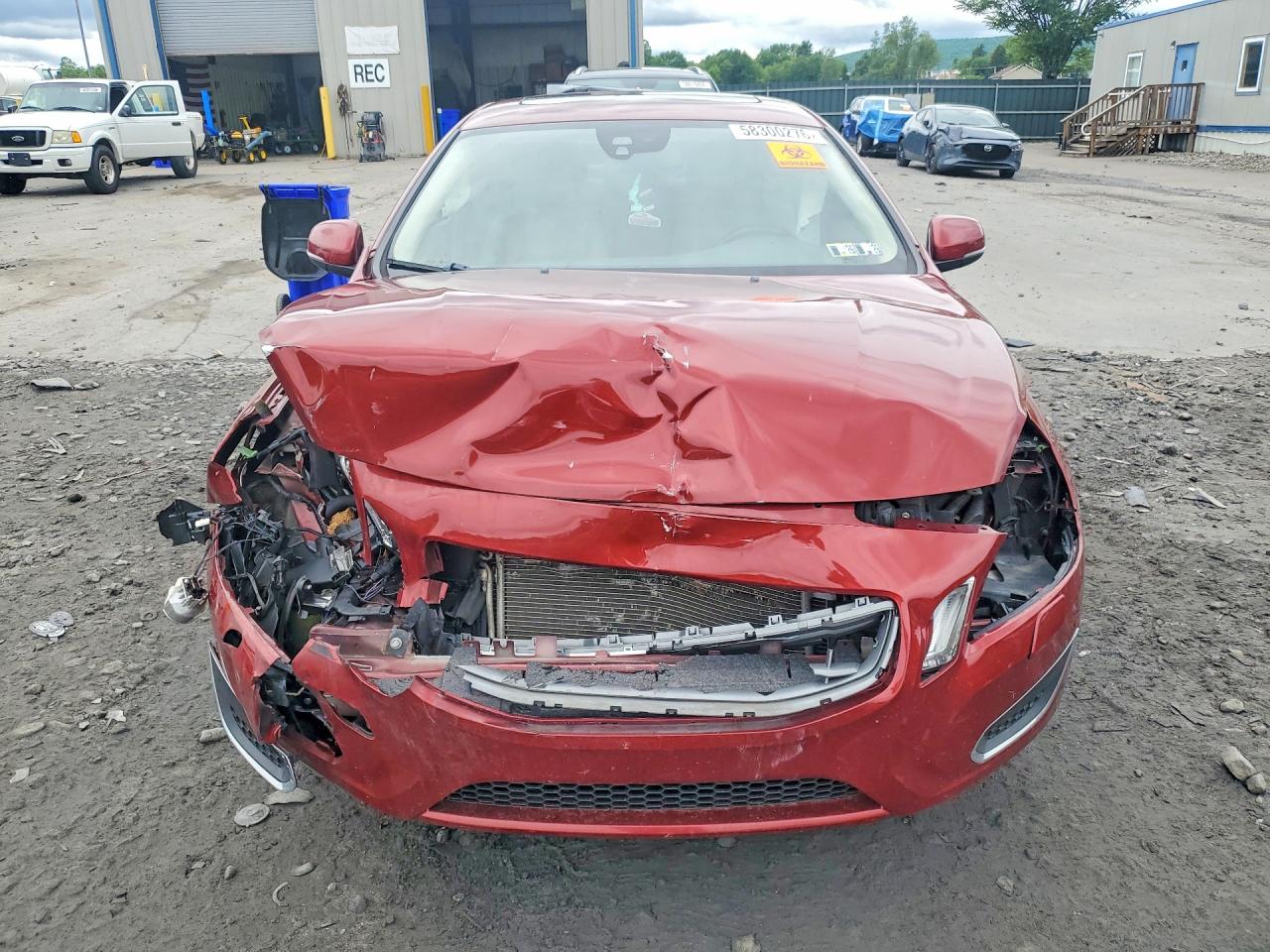 2012 Volvo S60 T6 Burgundy vin: YV1902FH8C2098021