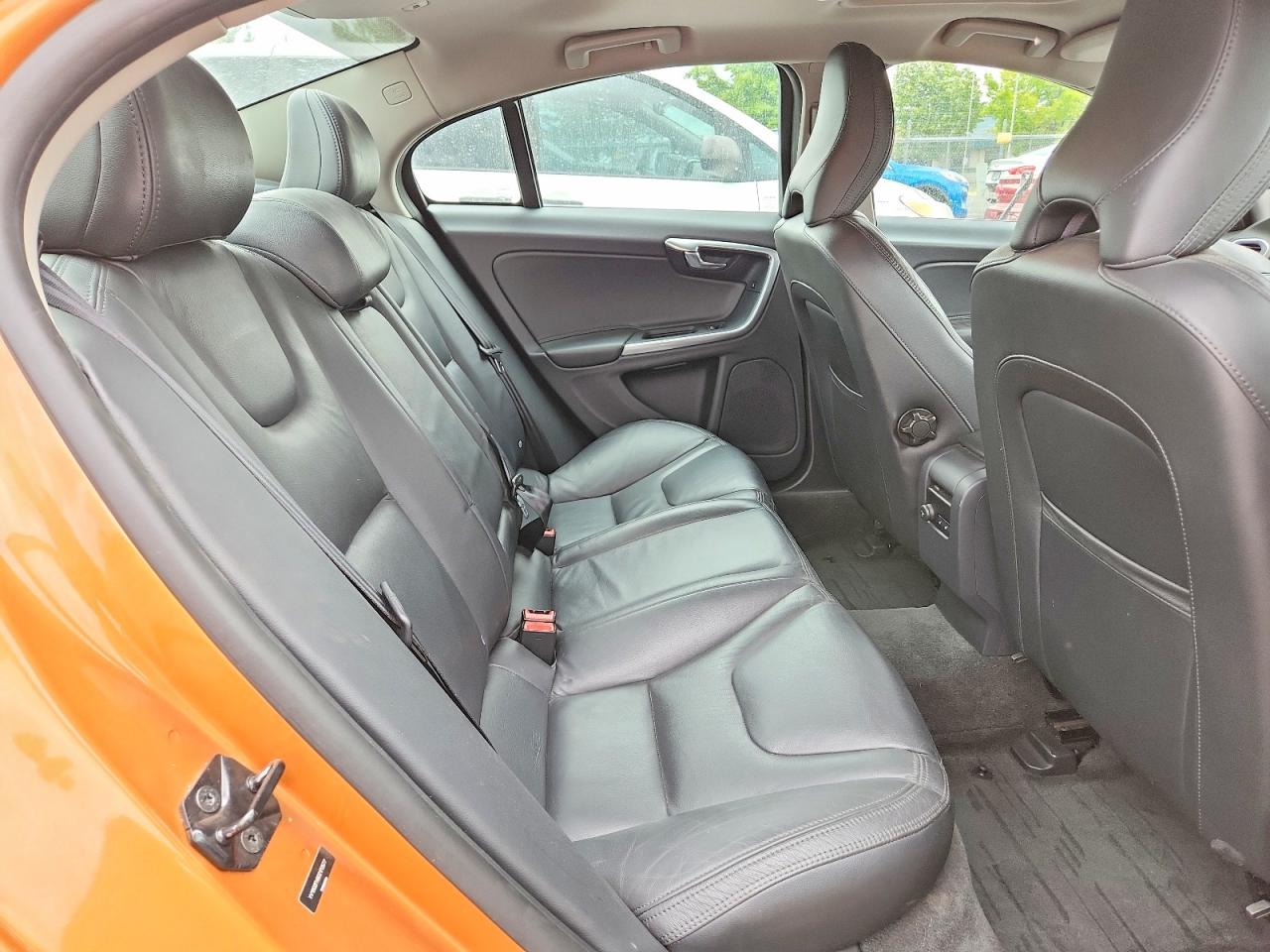 2013 Volvo S60 T6 Orange vin: YV1902FH8D2170577