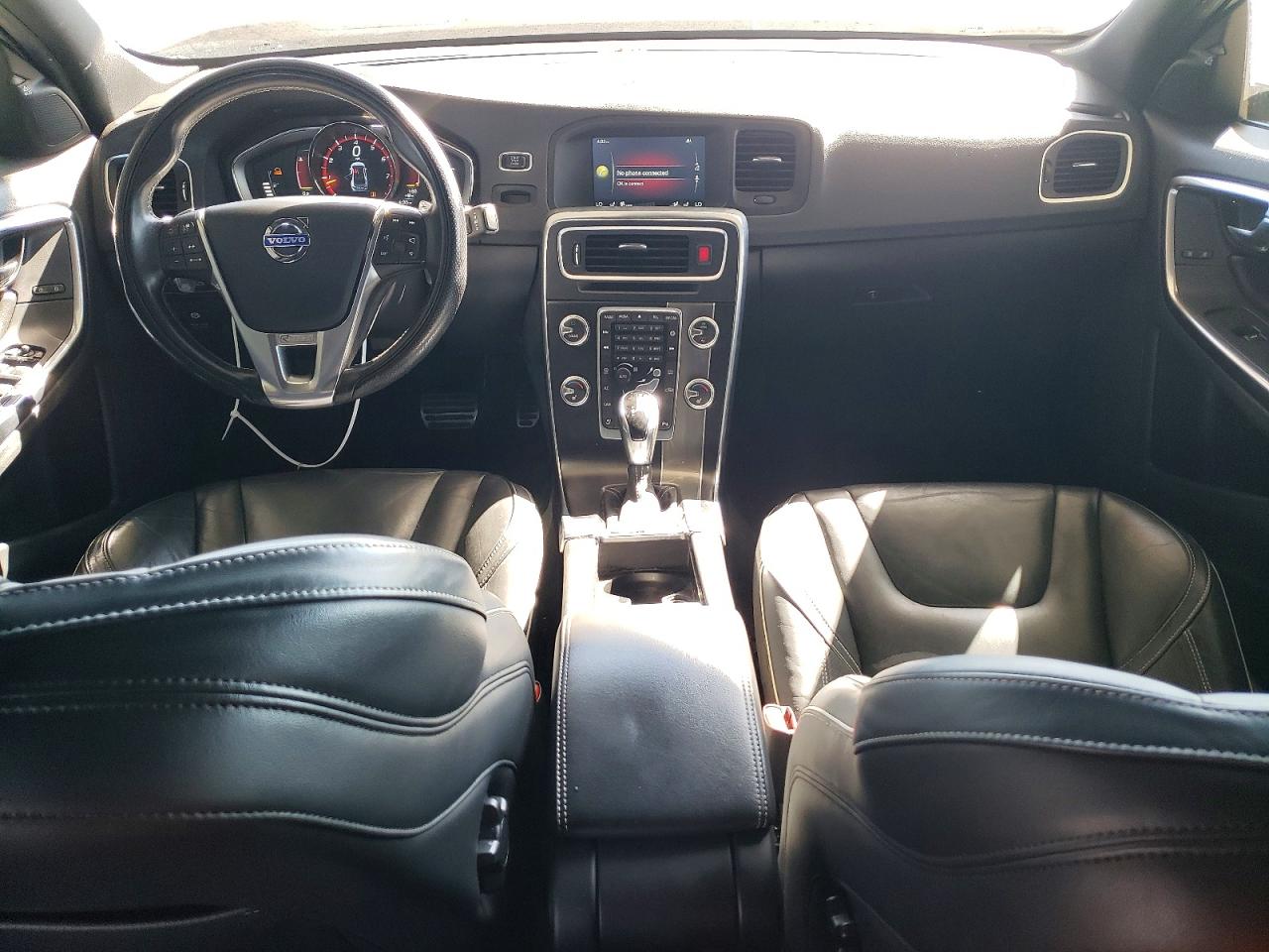 2015 Volvo S60 Platinum Black vin: YV1902TS5F2334645