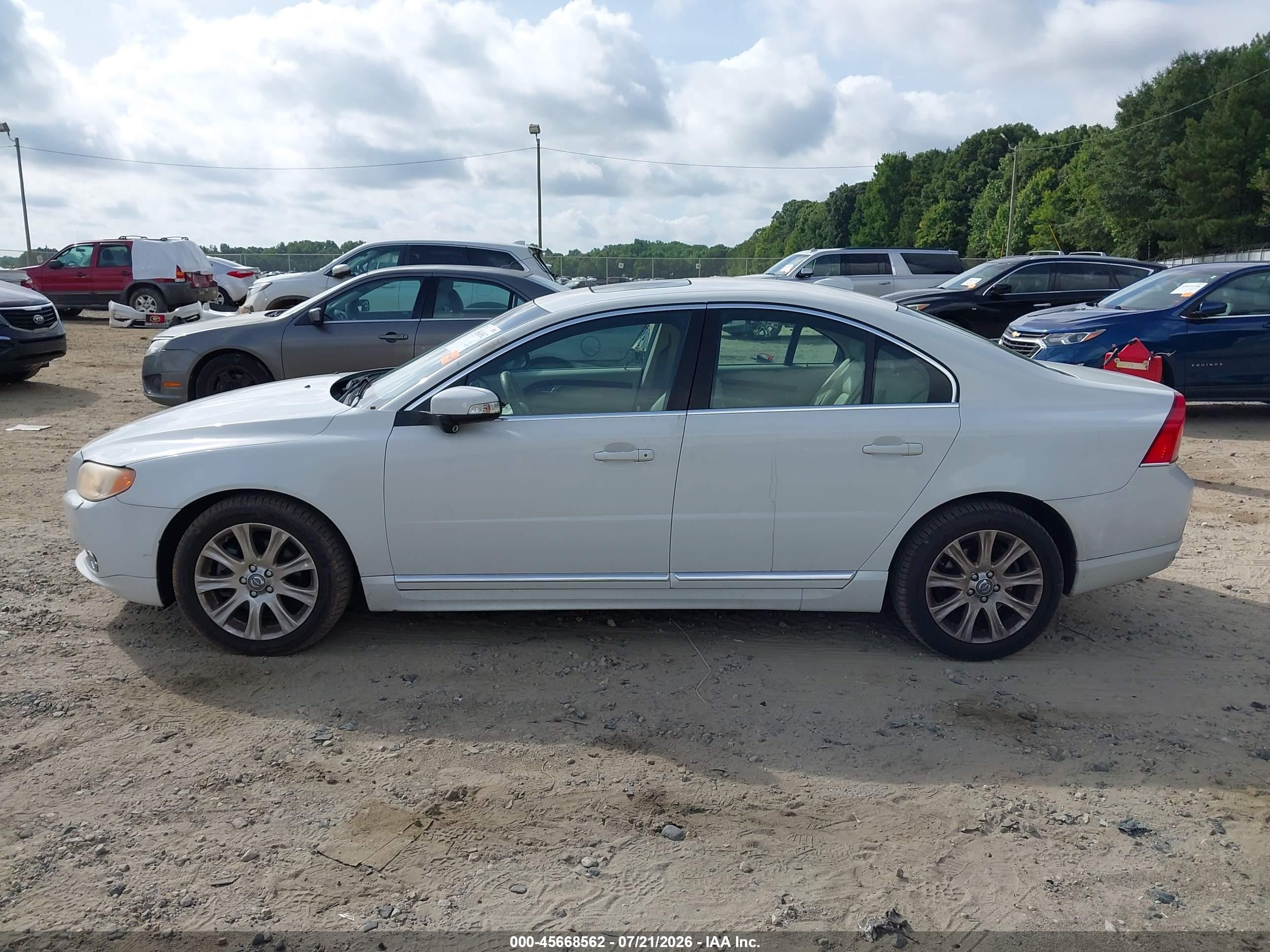 2011 Volvo S80 3.2 White vin: YV1940AS7B1145183