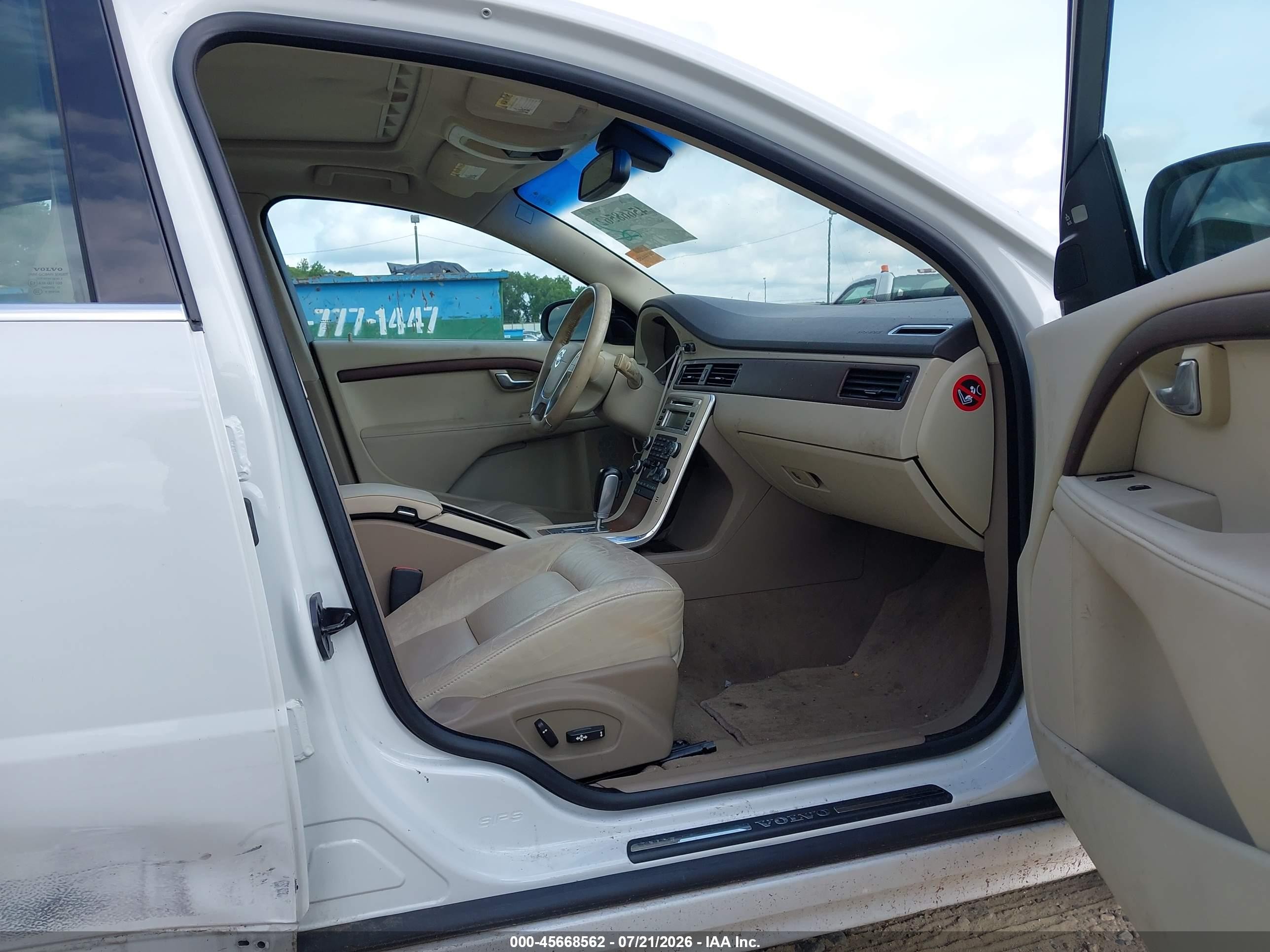 2011 Volvo S80 3.2 White vin: YV1940AS7B1145183