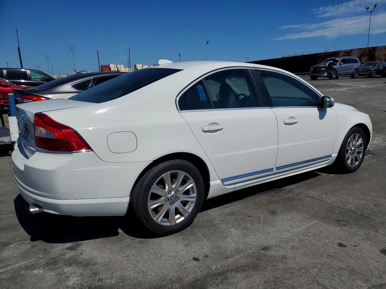 2011 Volvo S80 3.2 Белый vin: YV1940AS9B1146903