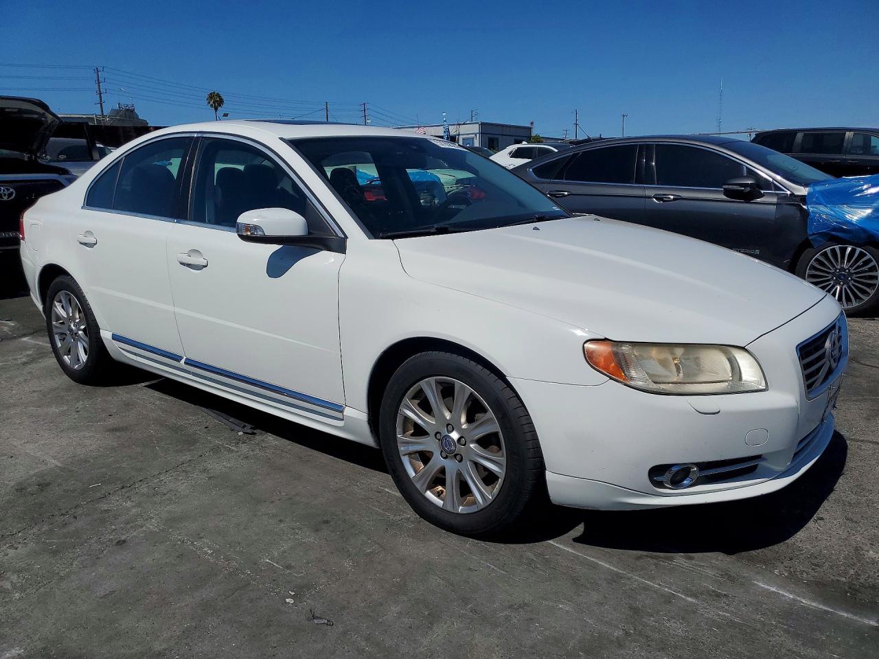 2011 Volvo S80 3.2 Белый vin: YV1940AS9B1146903