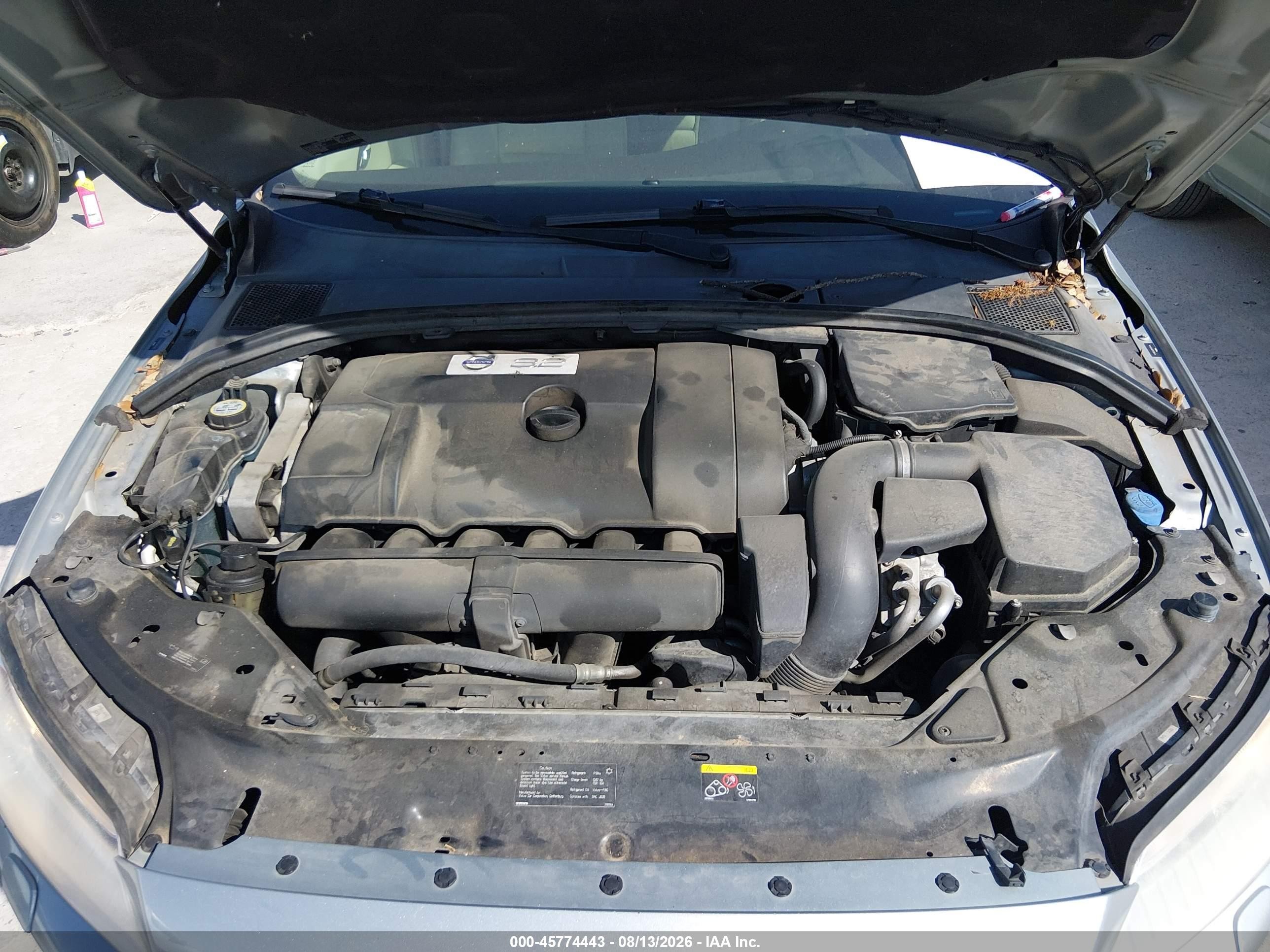 2011 Volvo S80 3.2 Silver vin: YV1952AS3B1137476