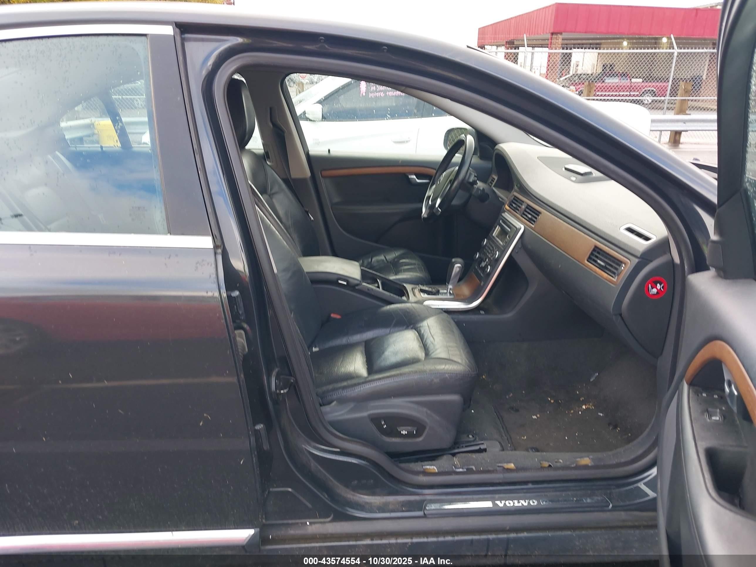 2010 Volvo S80 3.2 Black vin: YV1960AS1A1119333
