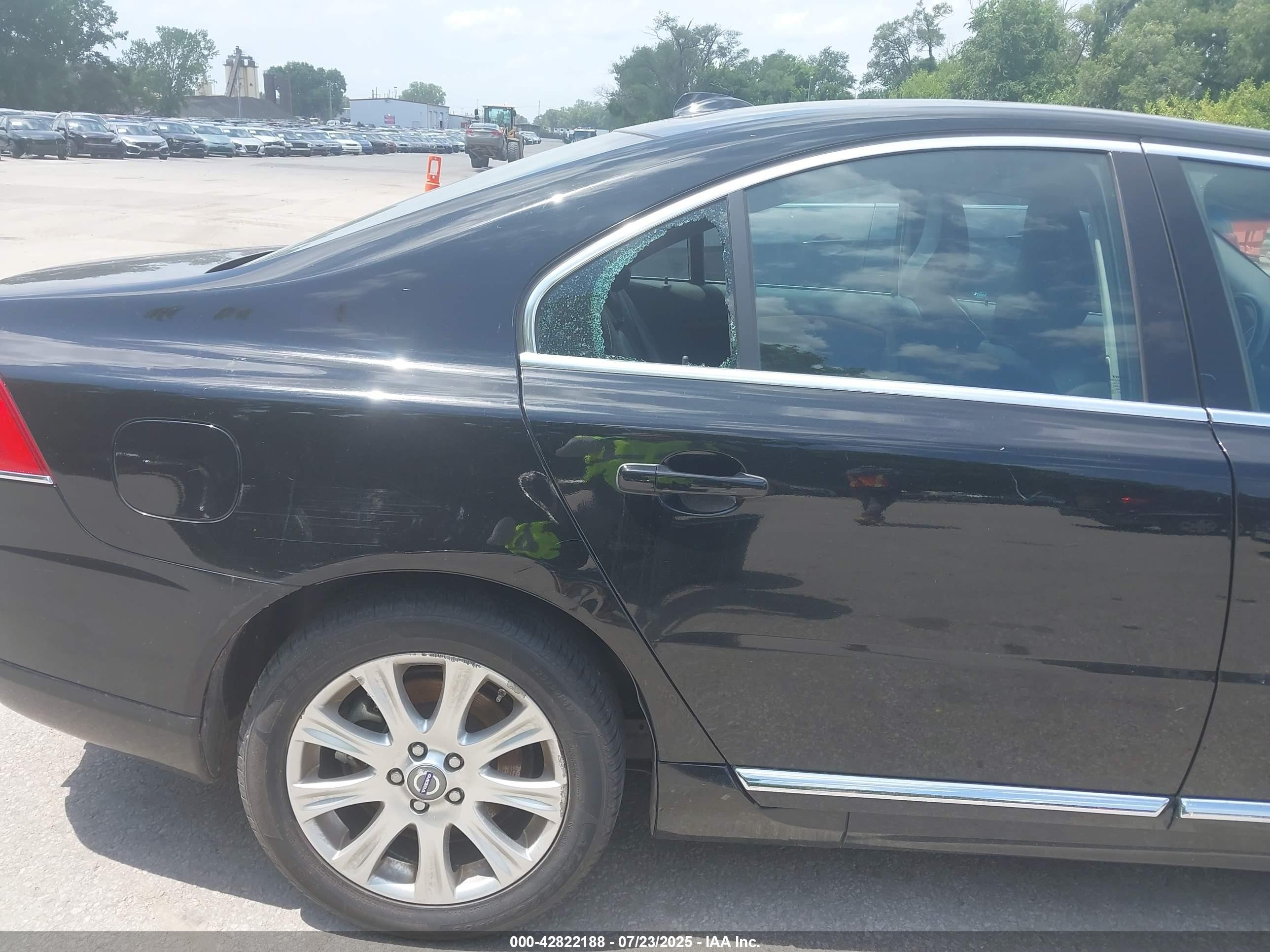 2010 Volvo S80 3.2 Black vin: YV1960AS3A1129460