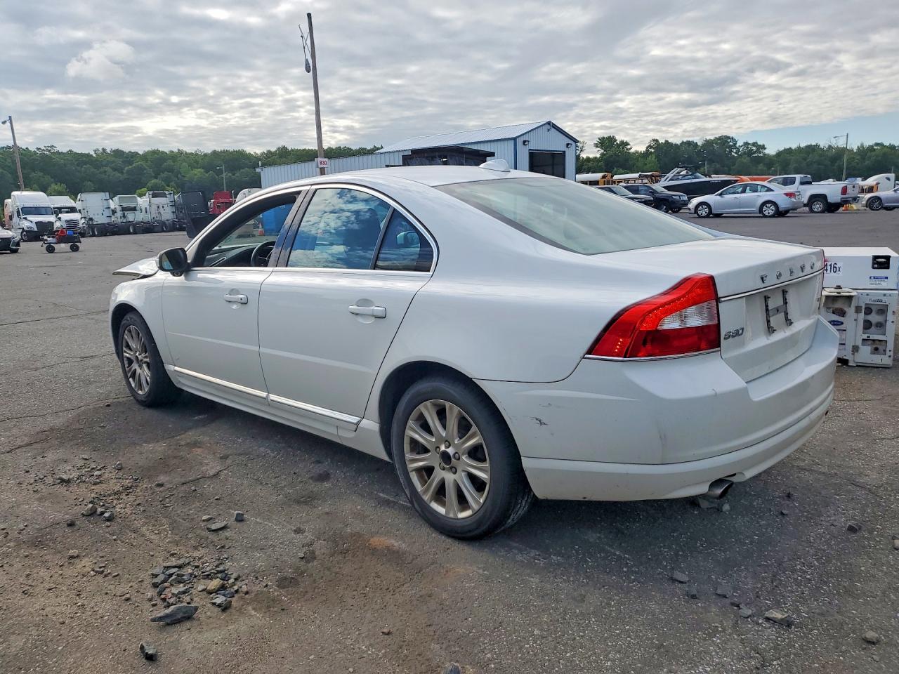 2010 Volvo S80 3.2 White vin: YV1960AS5A1131050