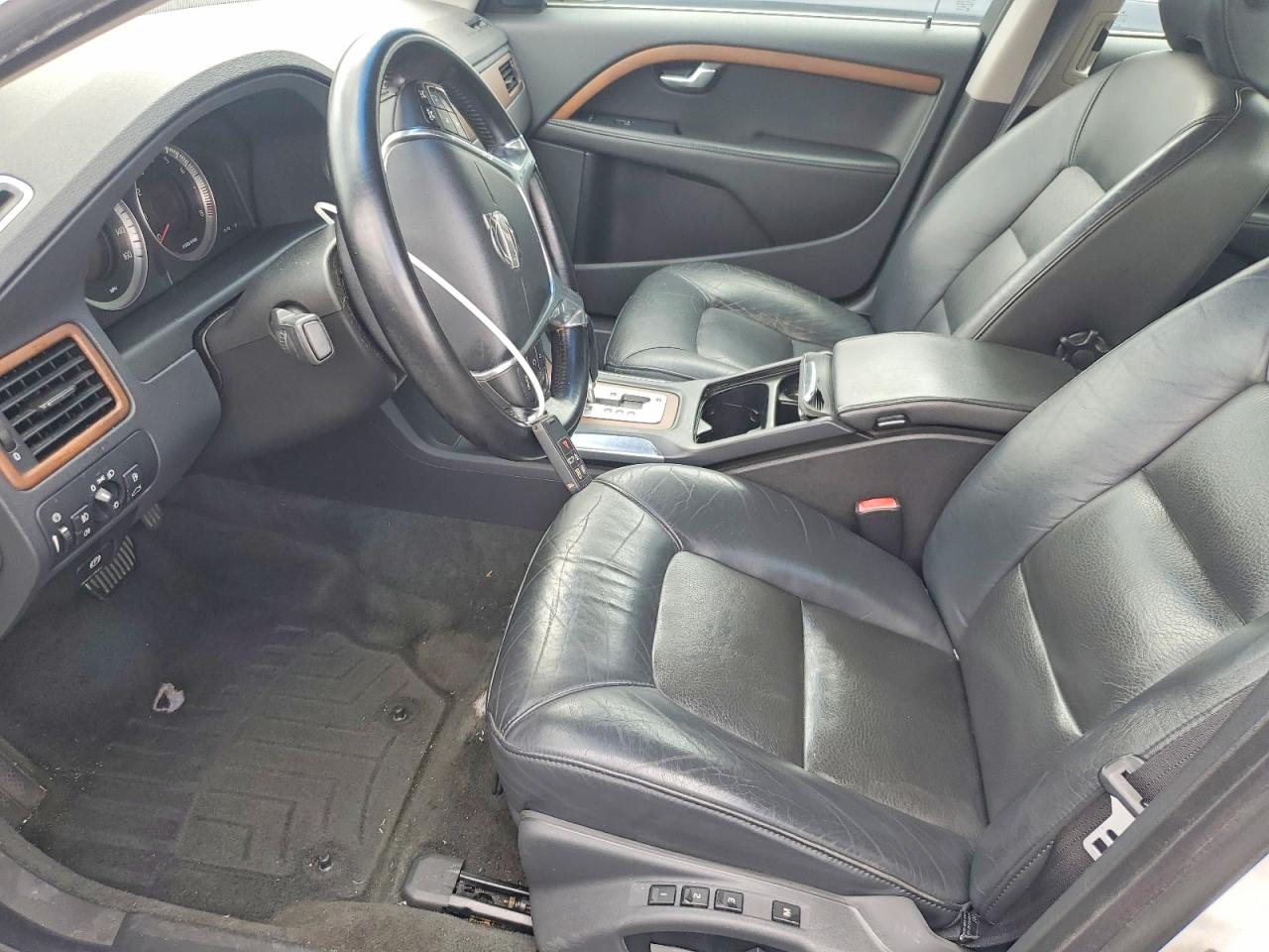 2010 Volvo S80 3.2 White vin: YV1960AS5A1131050