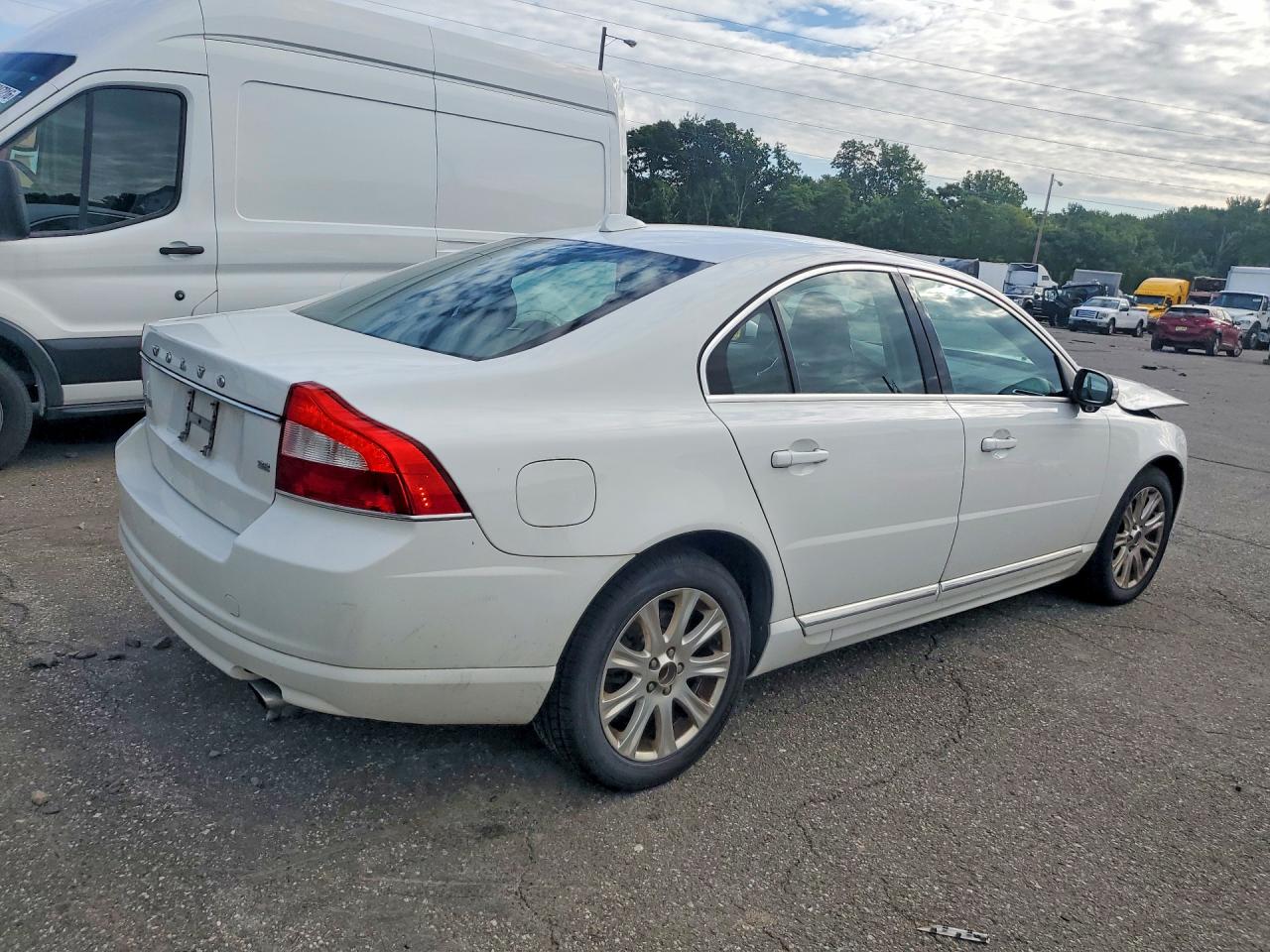 2010 Volvo S80 3.2 White vin: YV1960AS5A1131050