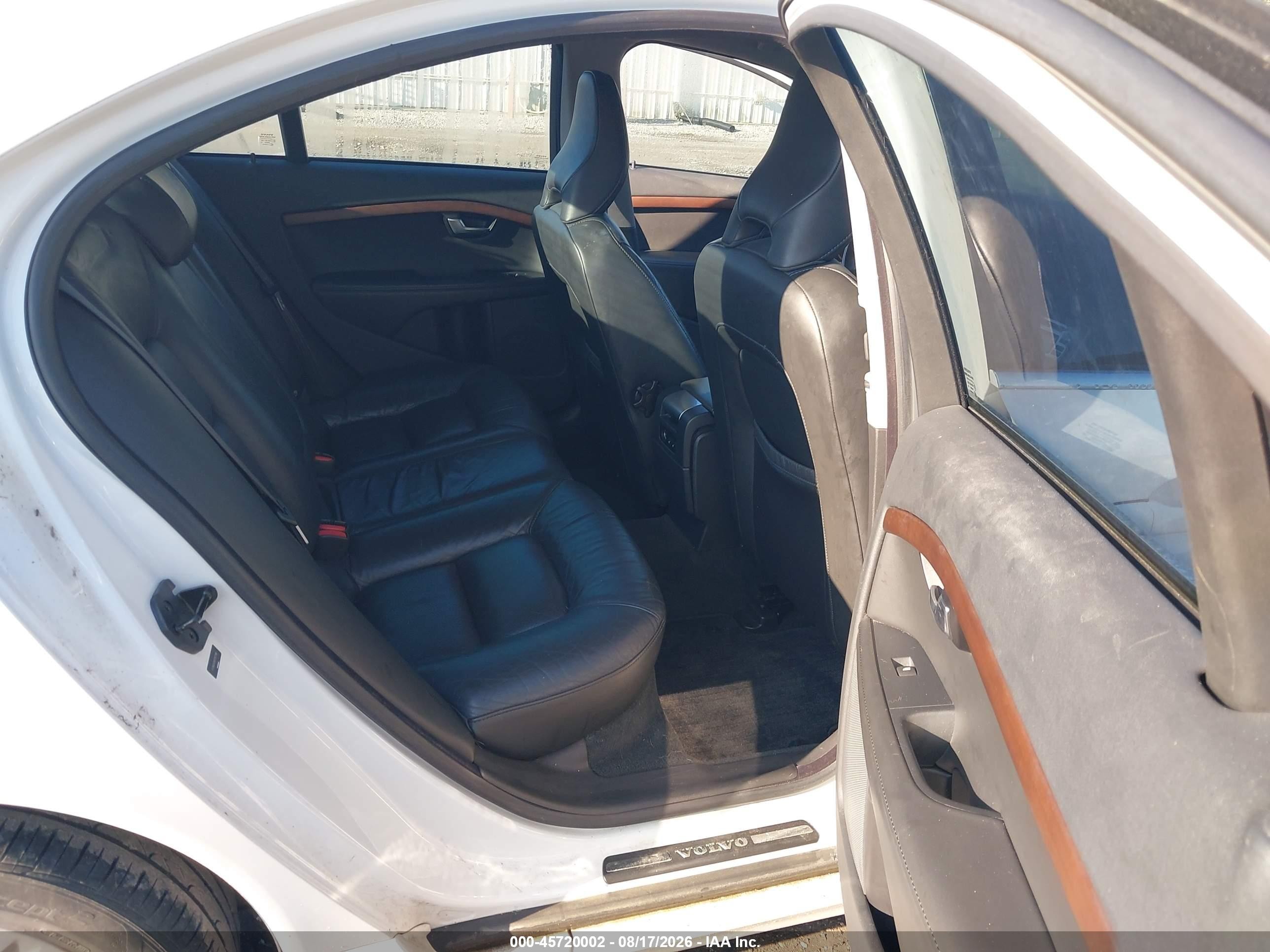 2010 Volvo S80 3.2 White vin: YV1960AS9A1127146