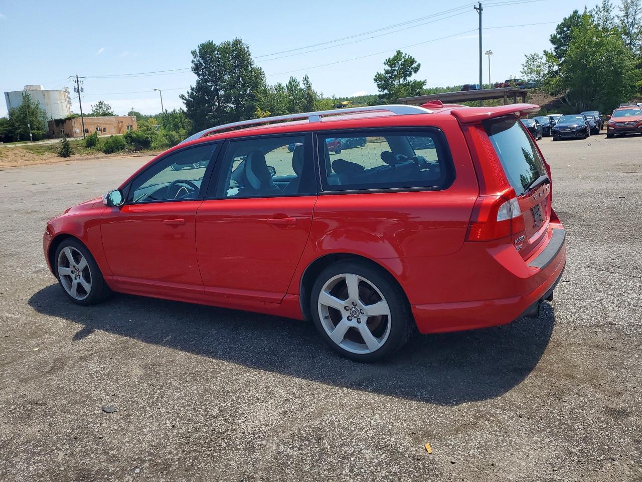 2010 Volvo V70 3.2 Красный vin: YV1960BW8A1122229