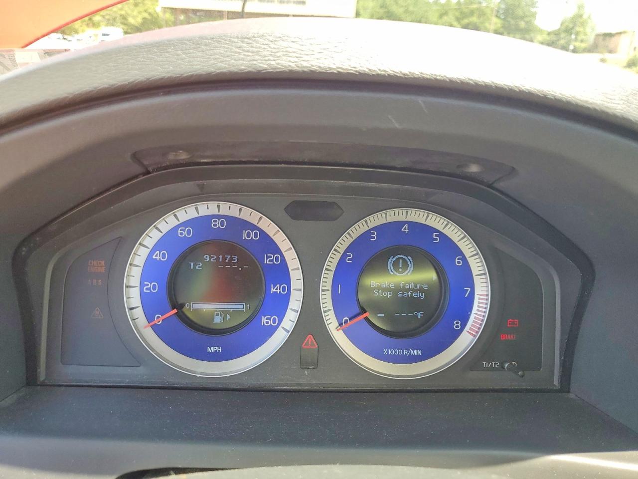 2010 Volvo V70 3.2 Красный vin: YV1960BW8A1122229
