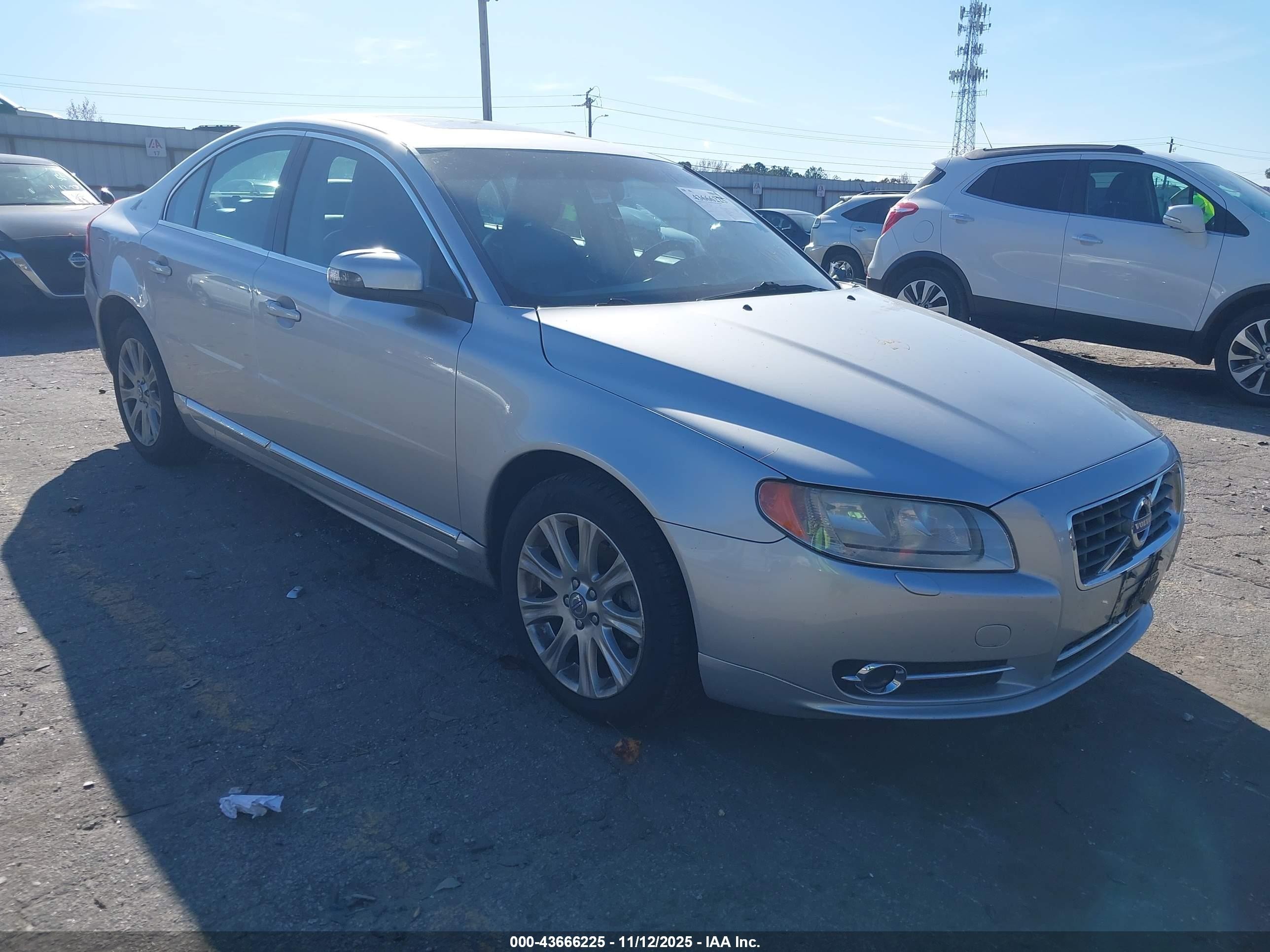 2010 Volvo S80 3.2 Silver vin: YV1982AS0A1114193