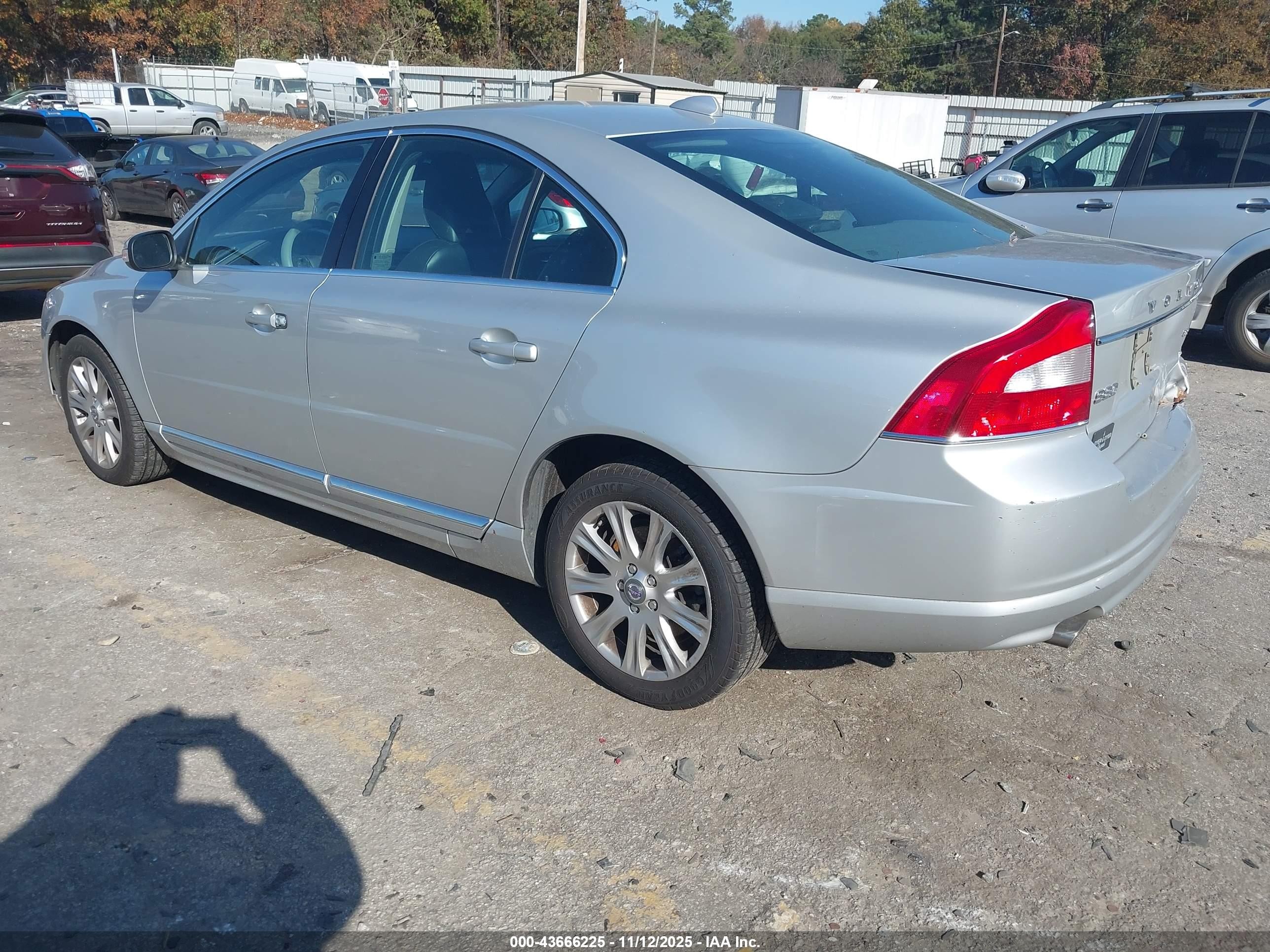 2010 Volvo S80 3.2 Silver vin: YV1982AS0A1114193