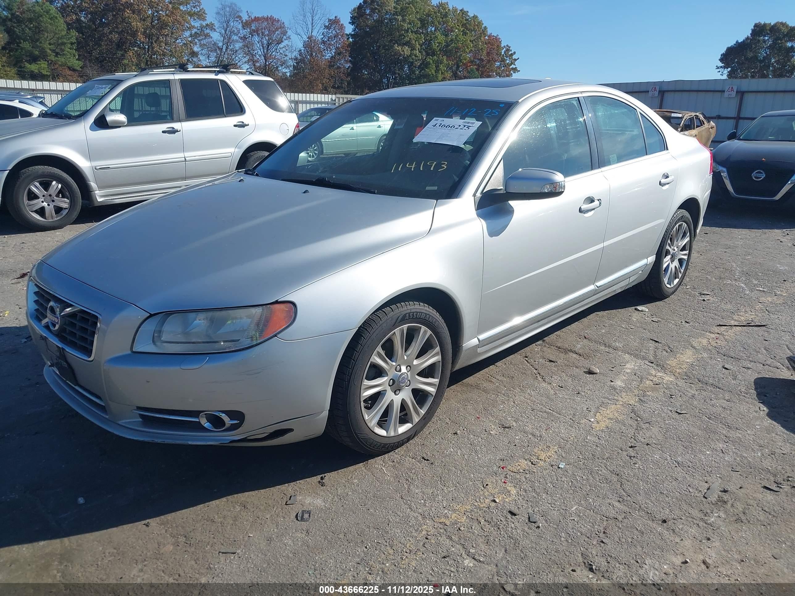 2010 Volvo S80 3.2 Silver vin: YV1982AS0A1114193