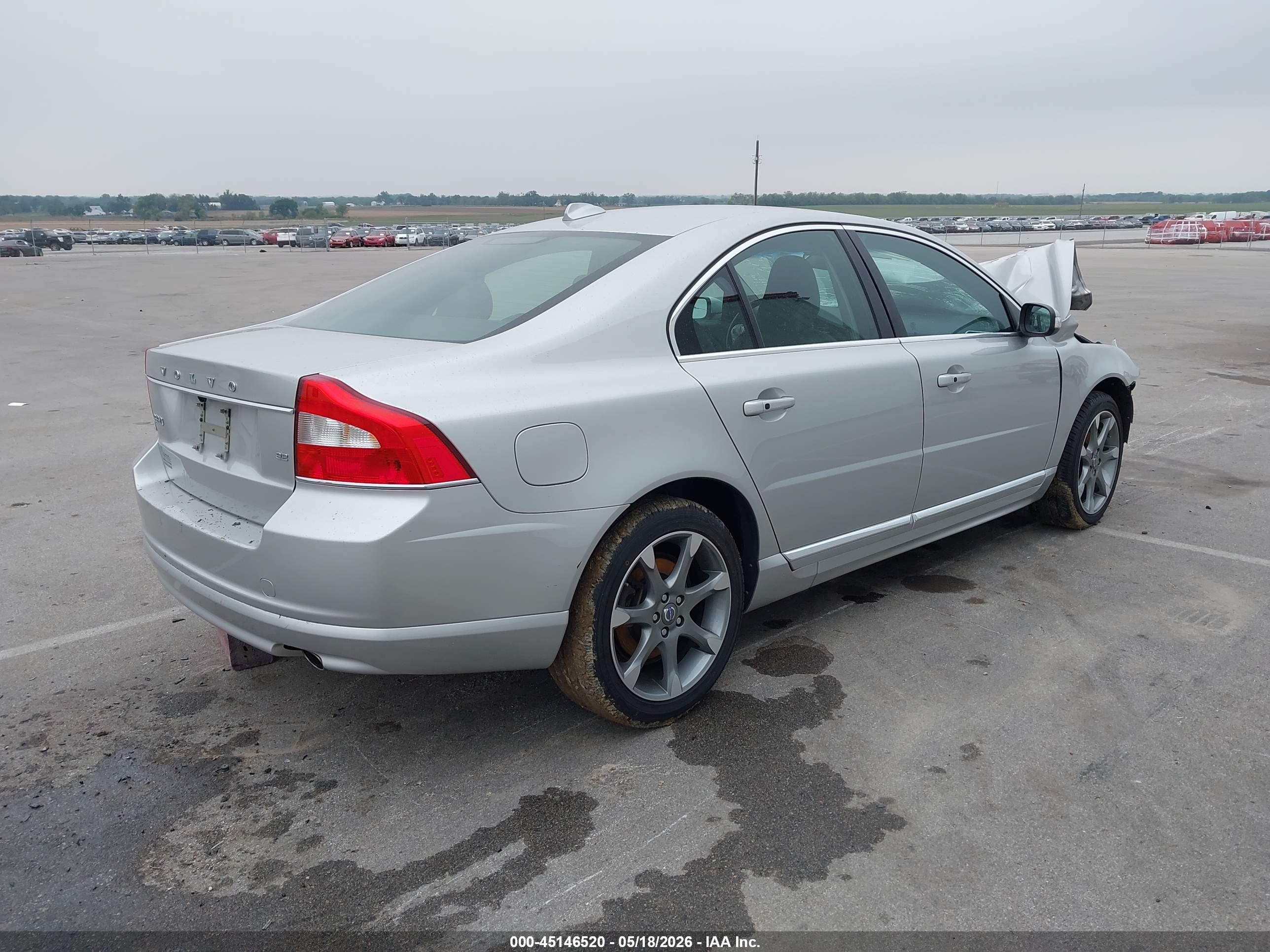 2010 Volvo S80 3.2 Silver vin: YV1982AS3A1131439
