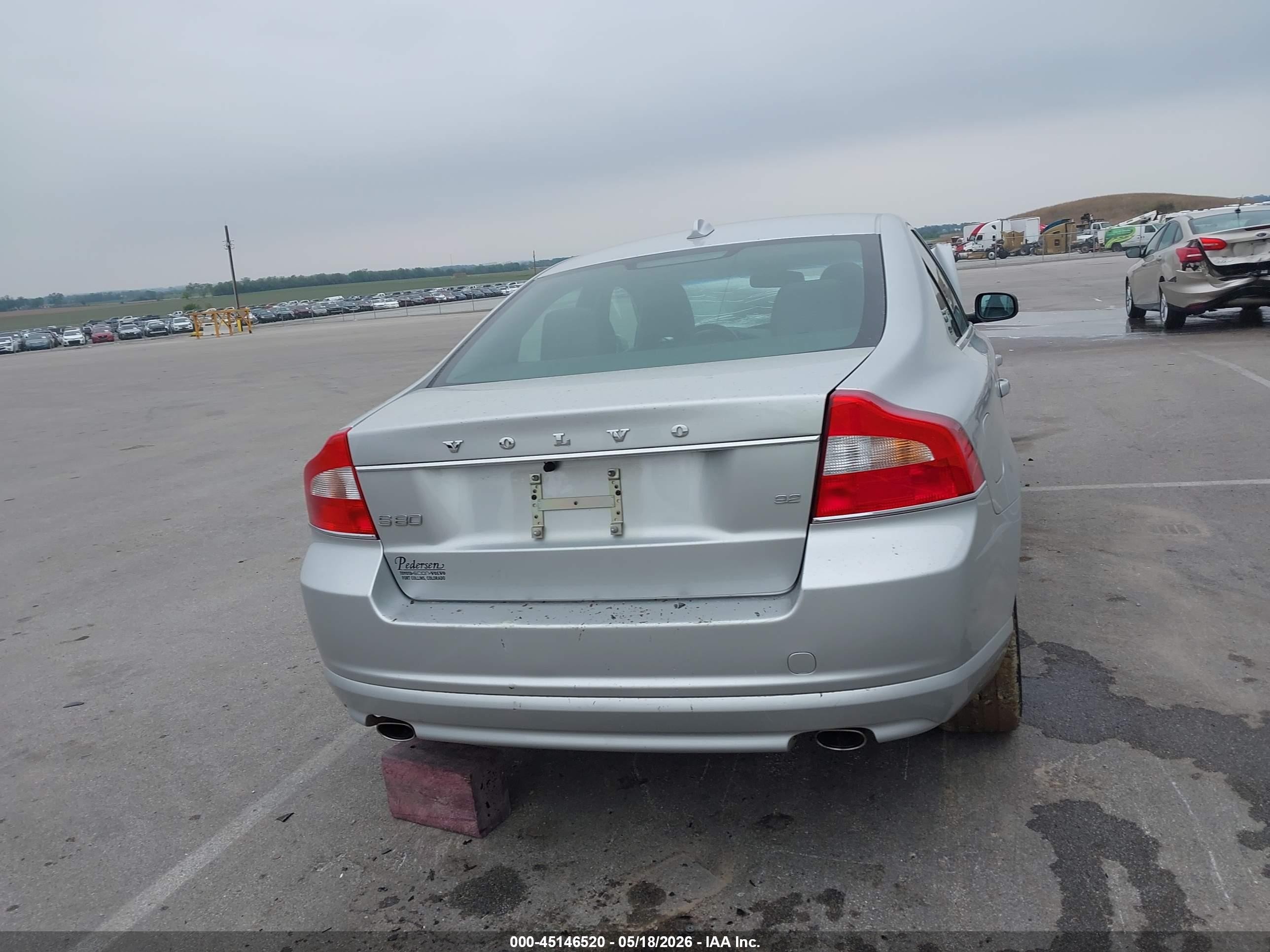 2010 Volvo S80 3.2 Silver vin: YV1982AS3A1131439