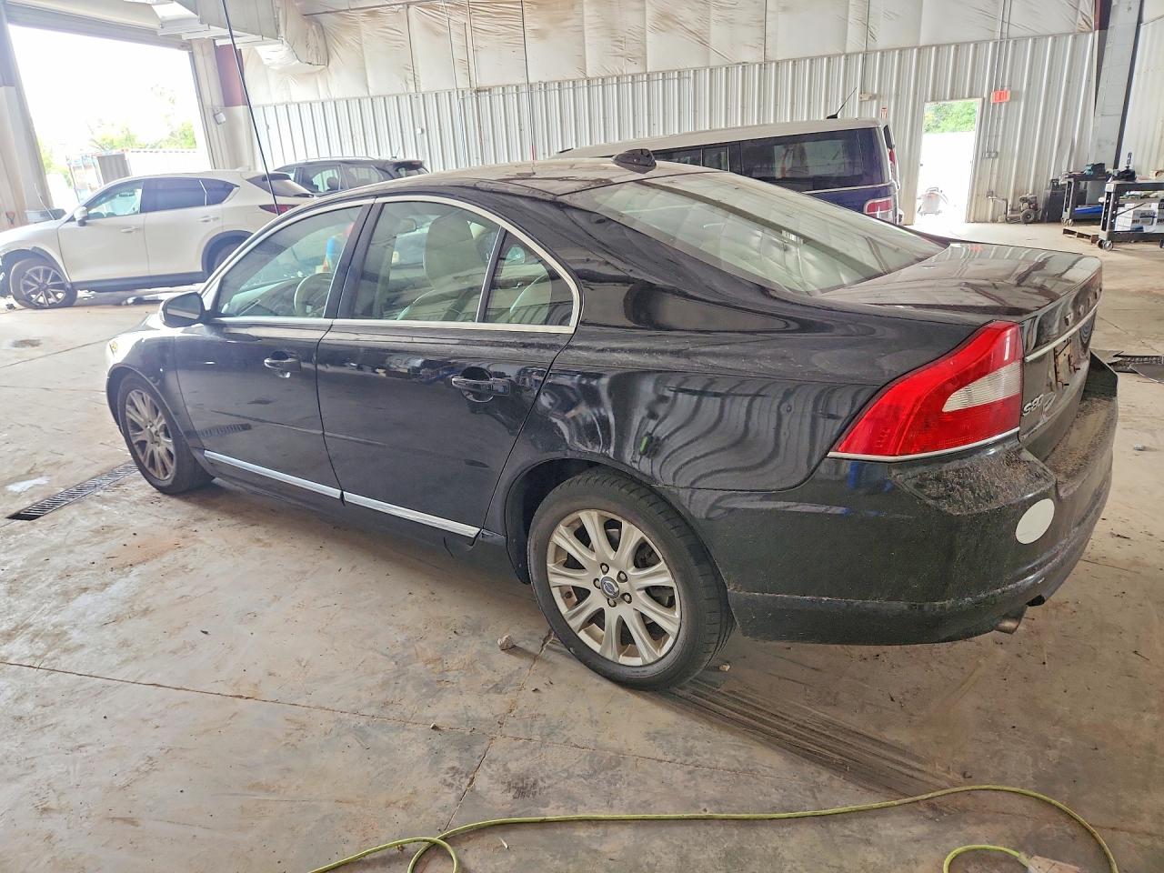 2010 Volvo S80 3.2 Black vin: YV1982AS8A1120467