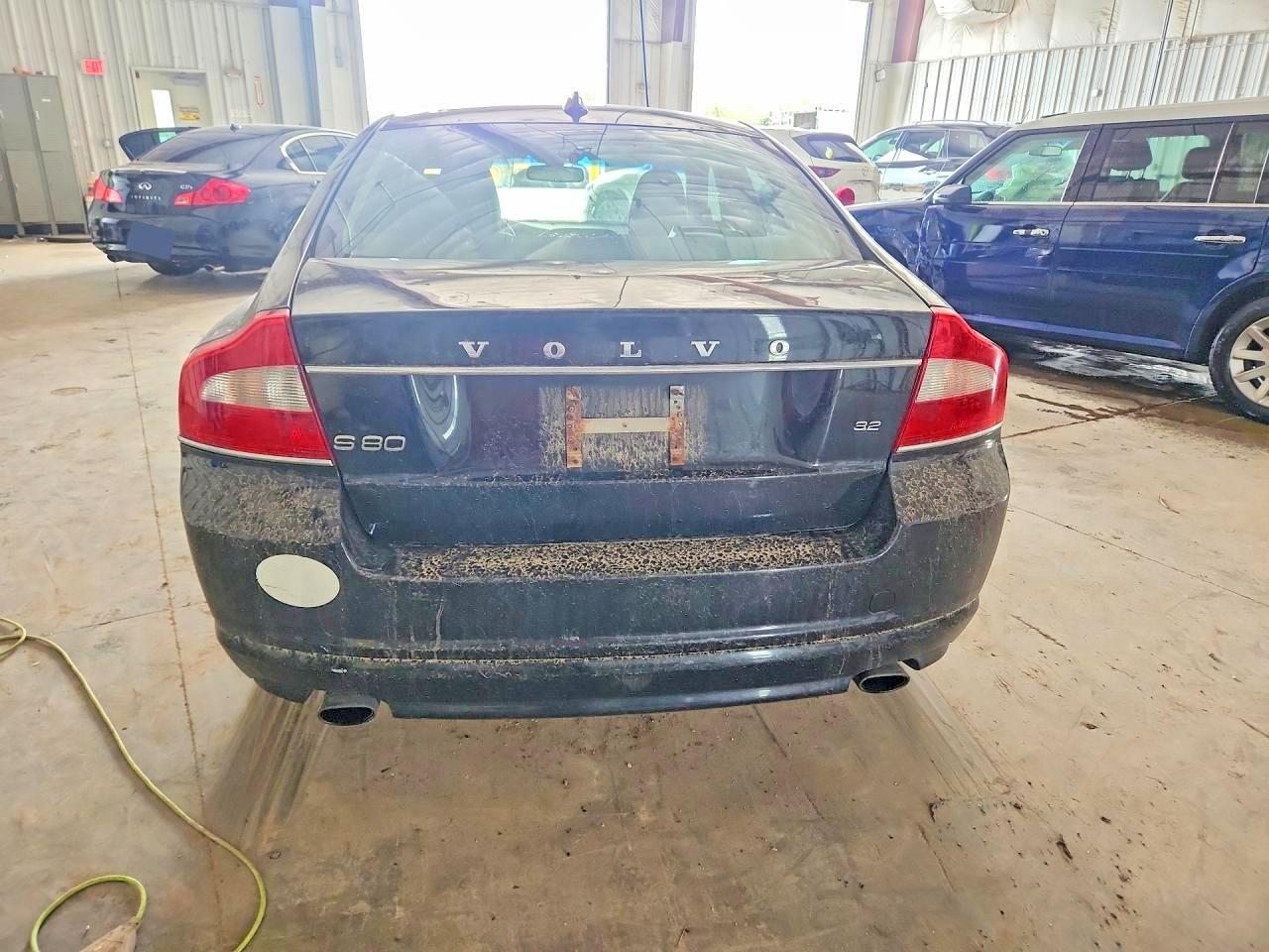 2010 Volvo S80 3.2 Black vin: YV1982AS8A1120467