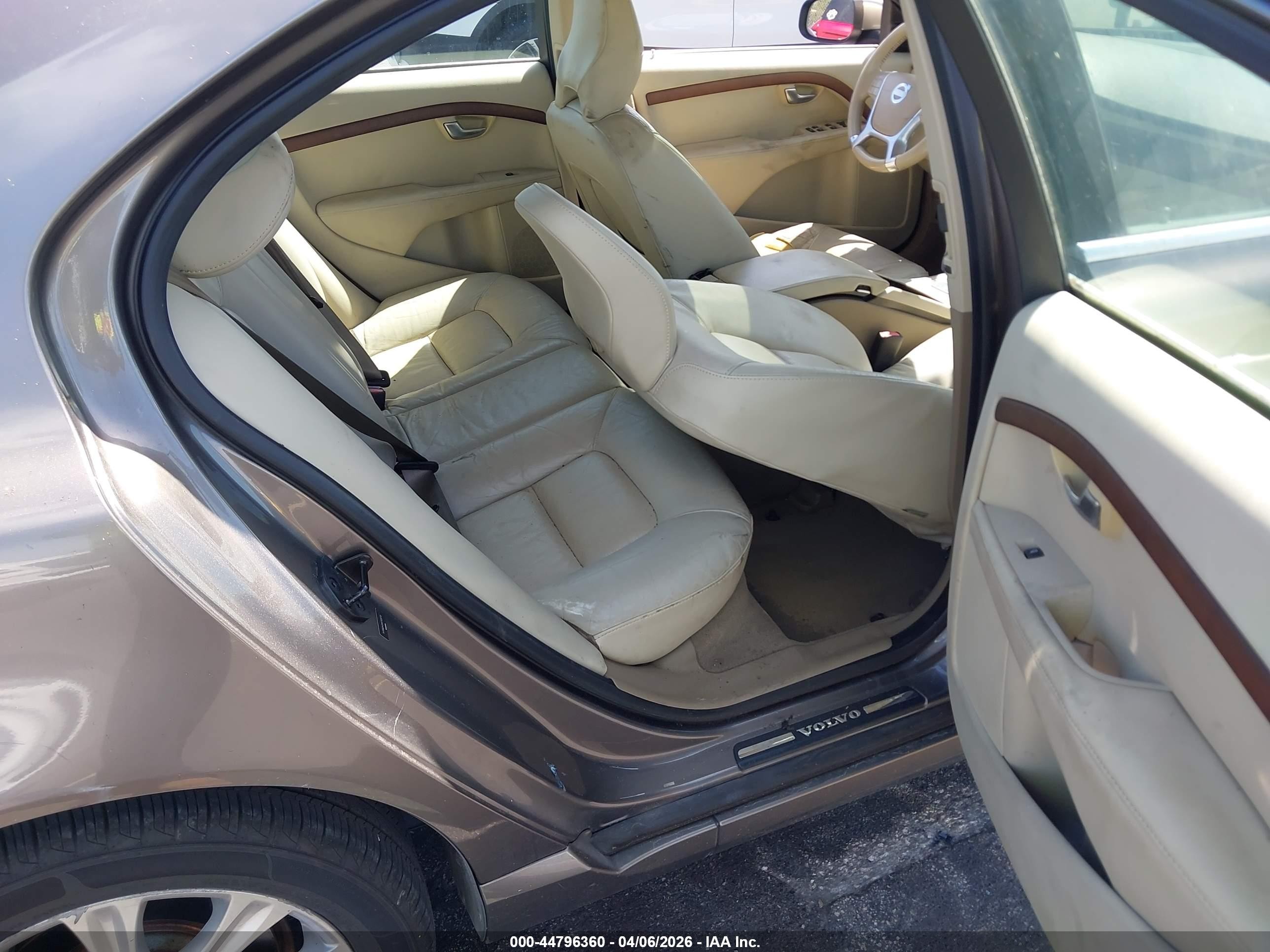 2010 Volvo S80 3.2 Brown vin: YV1982ASXA1129705