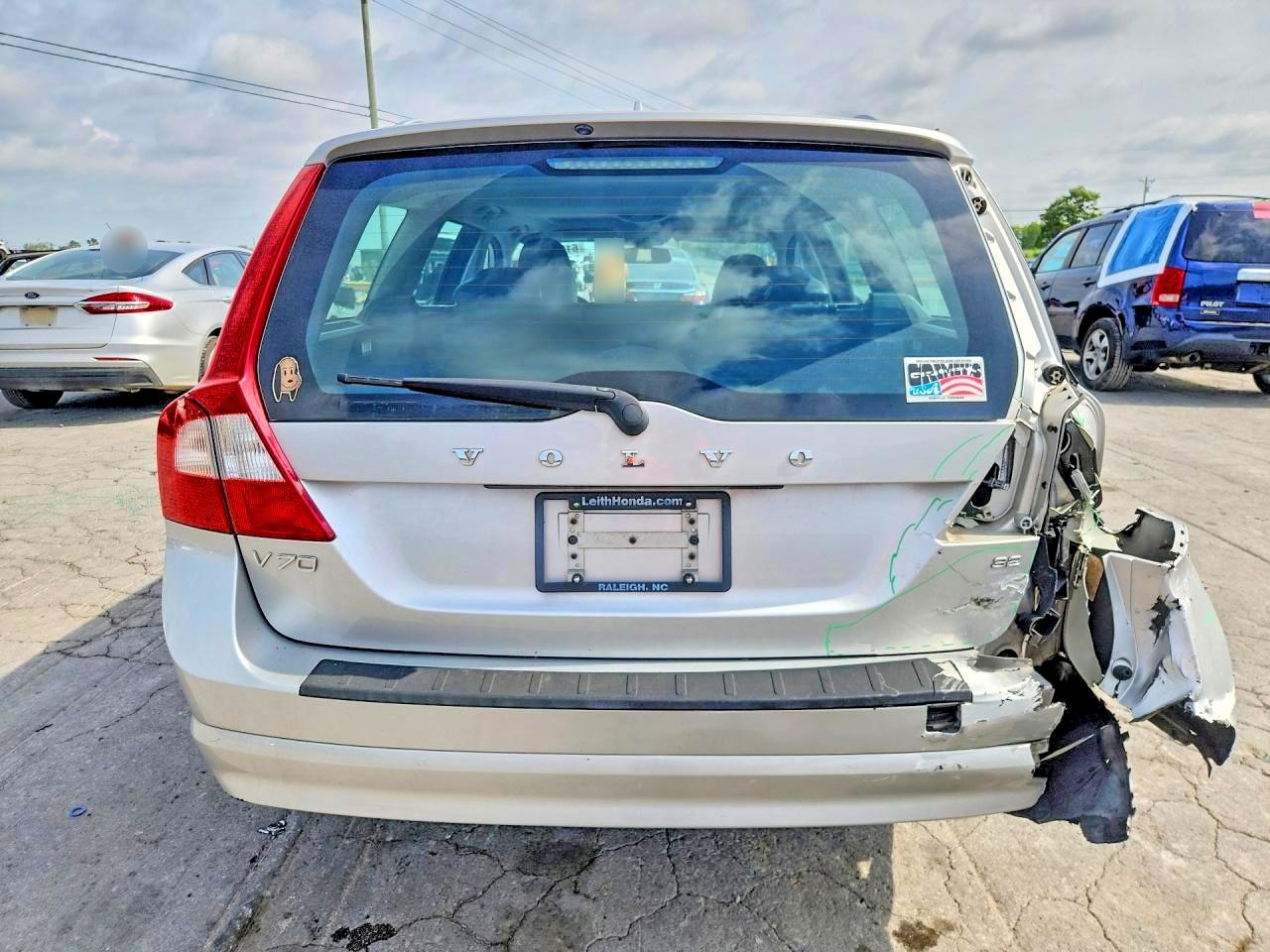 2010 Volvo V70 3.2 Белый vin: YV1982BW7A1124107