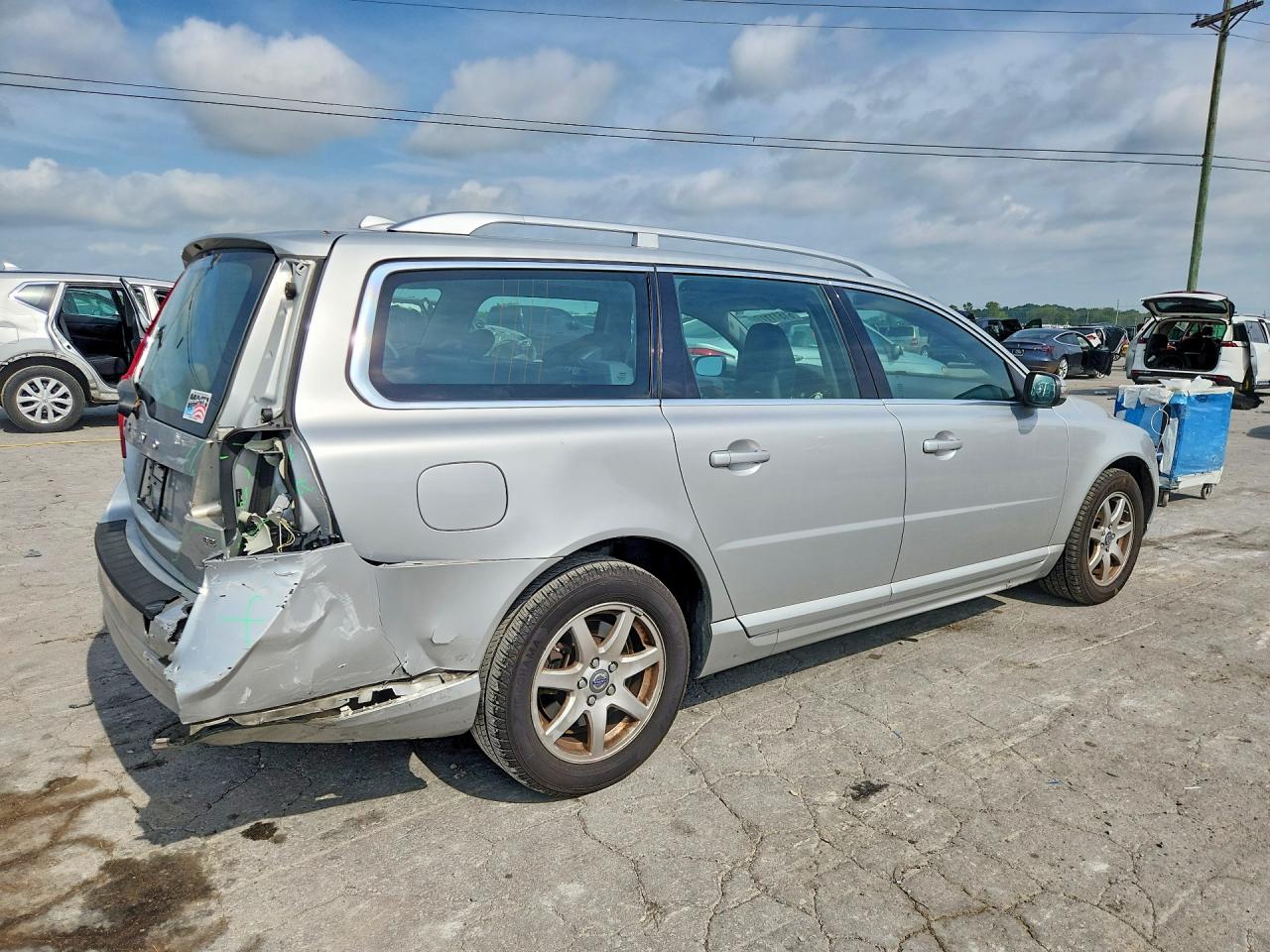 2010 Volvo V70 3.2 Белый vin: YV1982BW7A1124107