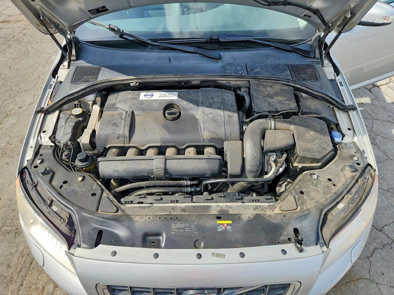 2010 Volvo V70 3.2 Белый vin: YV1982BW7A1124107